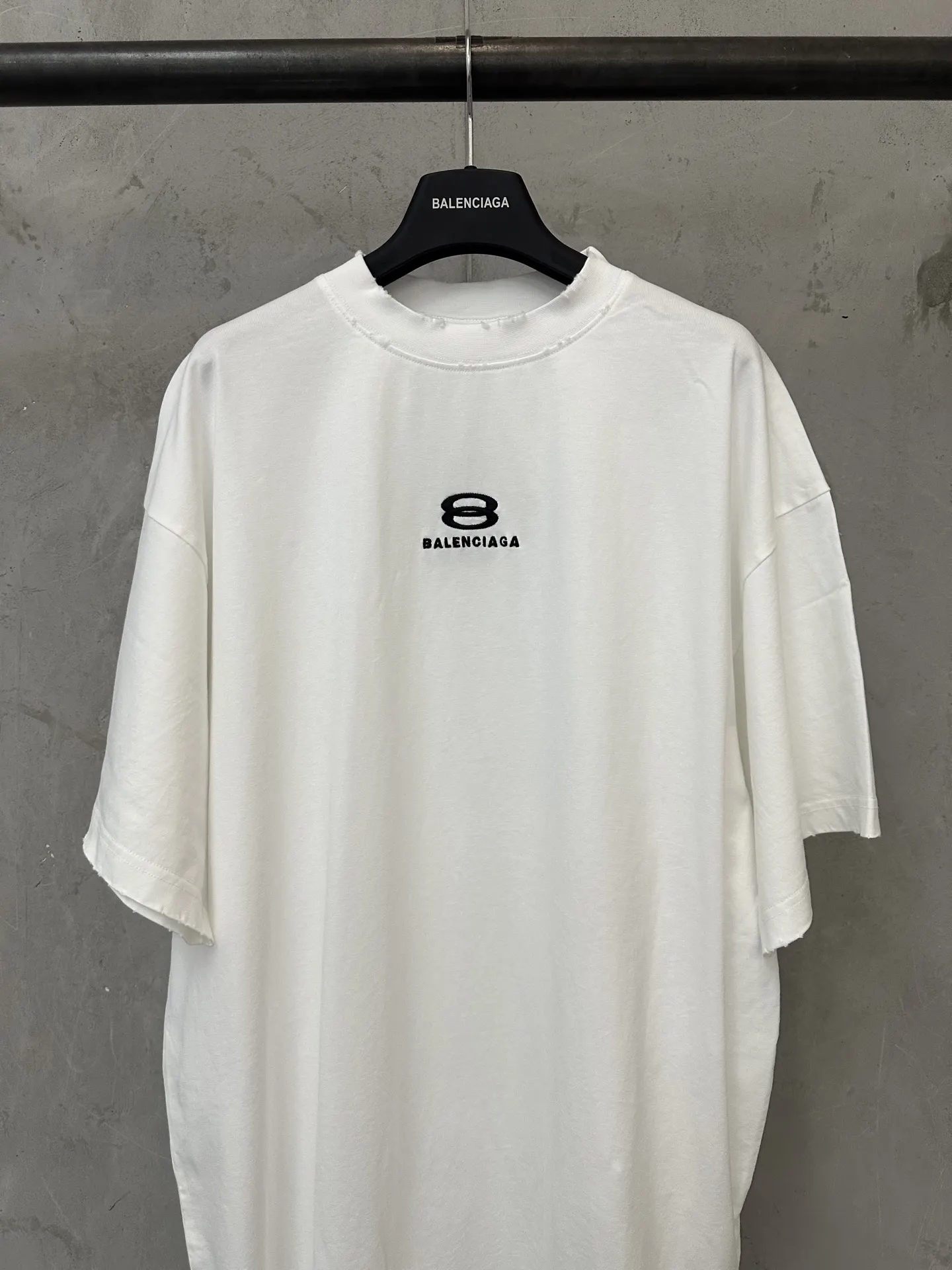 Unity Logo Embroidered Distressed T-Shirt D20020219 — view 3