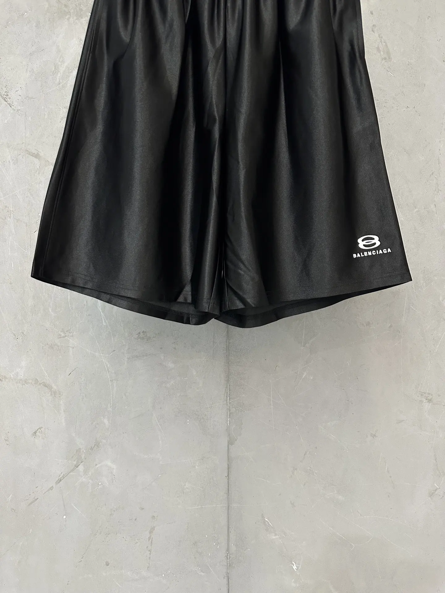 Unity Logo Satin-Finish Shorts D20011609 — view 4
