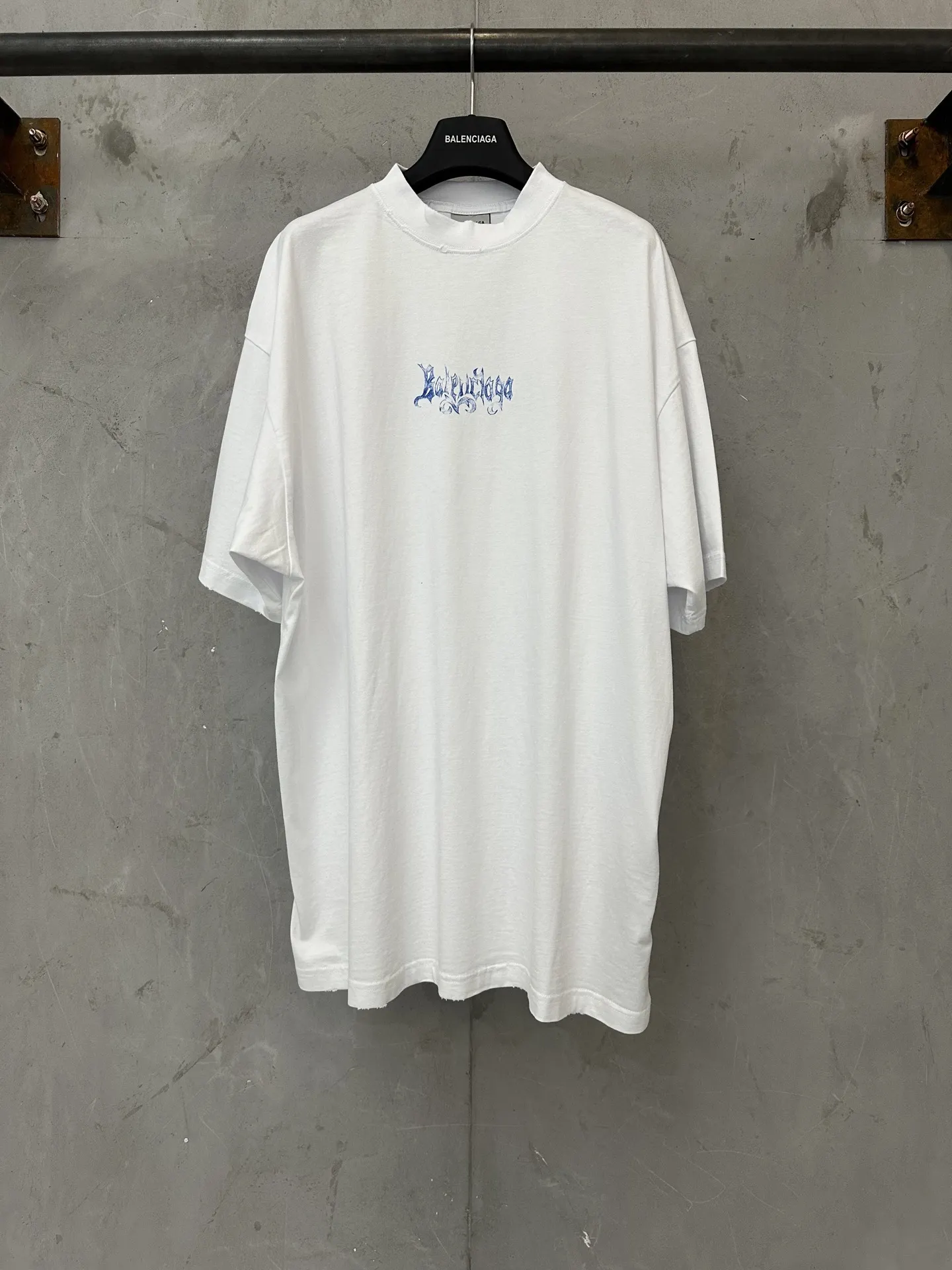 Gothic Logo Oversized Cotton T-Shirt D20011884