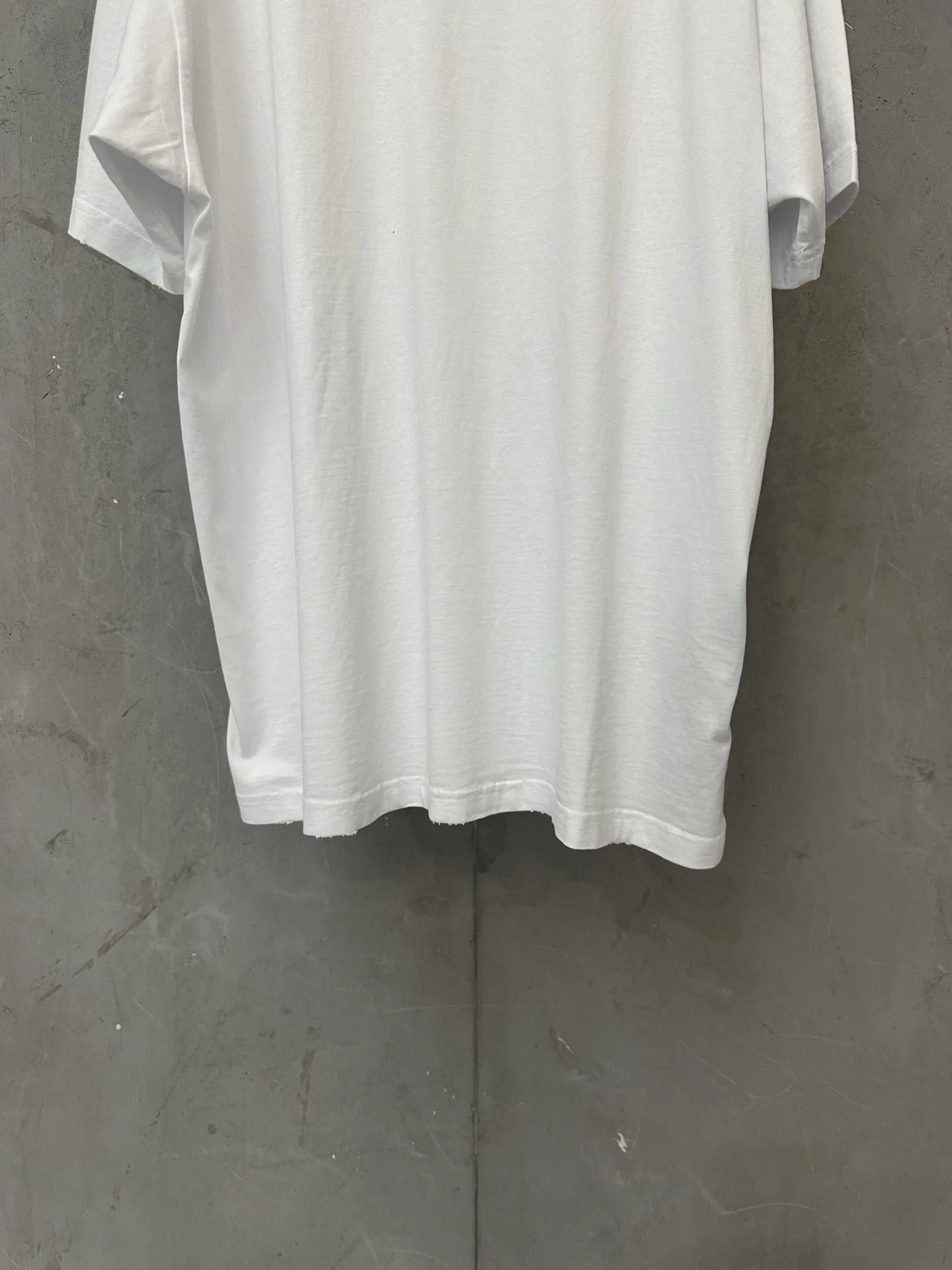 Gothic Logo Oversized Cotton T-Shirt D20011884 — view 4