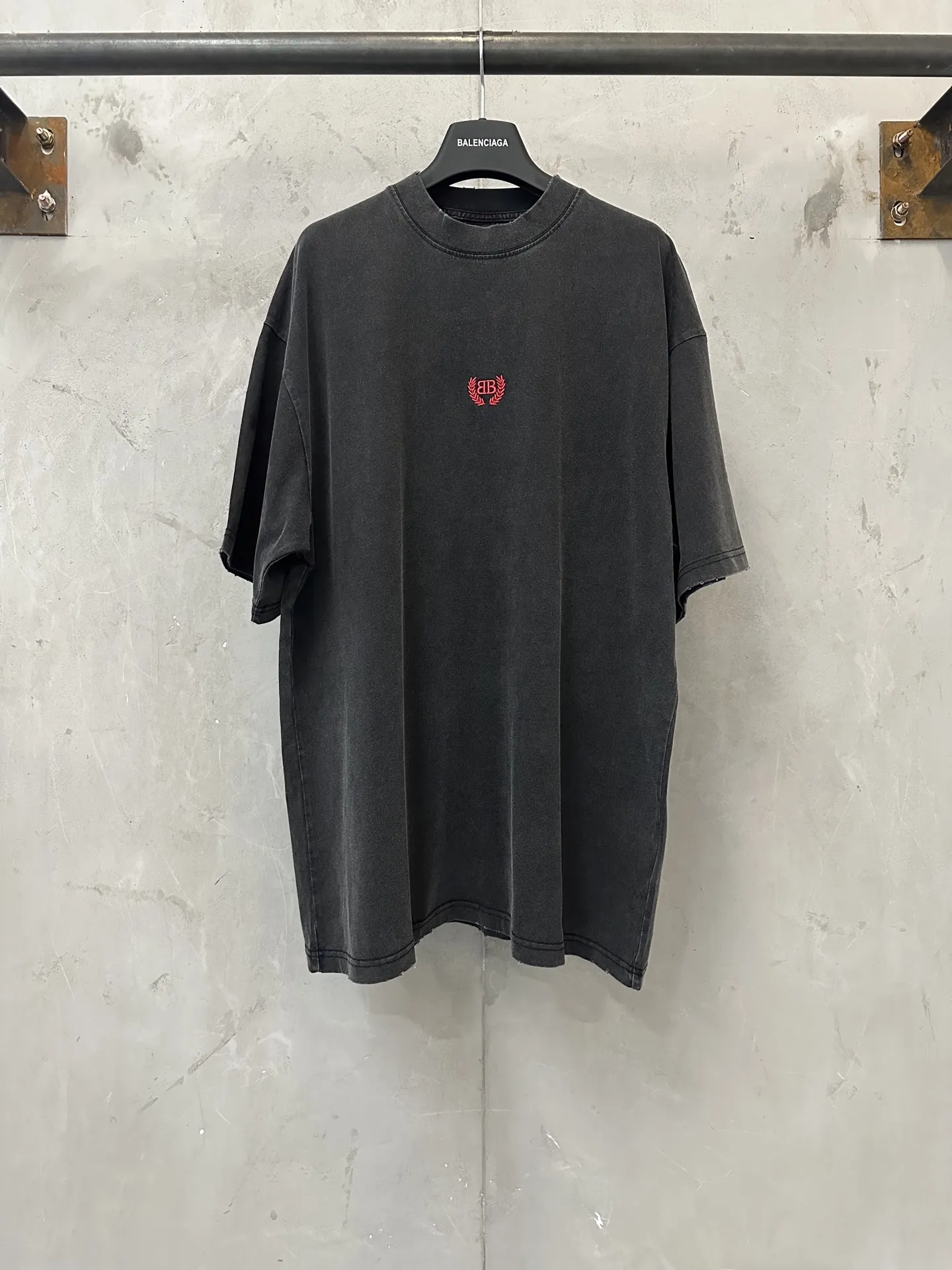 Logo Embroidery Washed Cotton T-Shirt D20020206