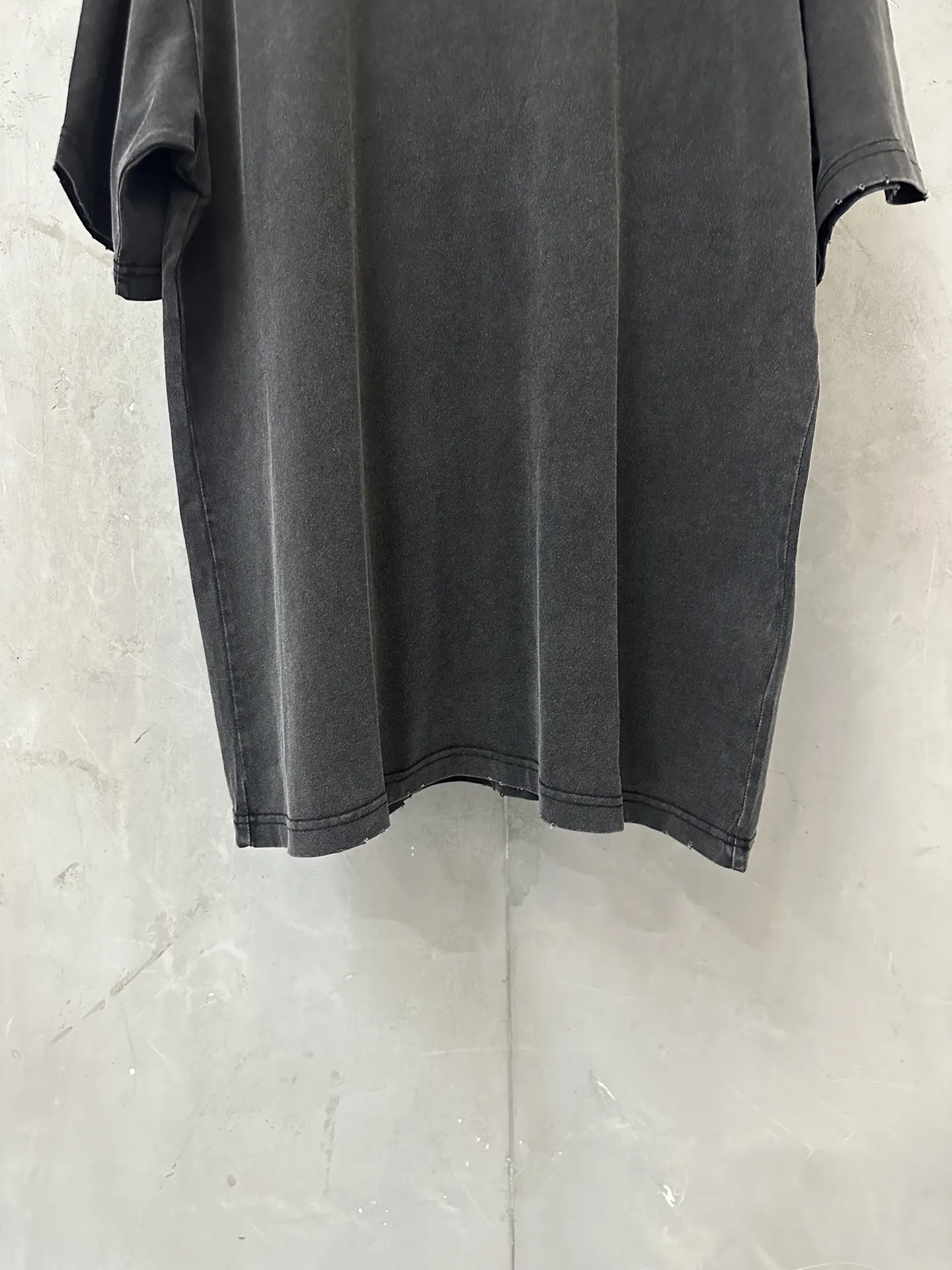 Logo Embroidery Washed Cotton T-Shirt D20020206 — view 4