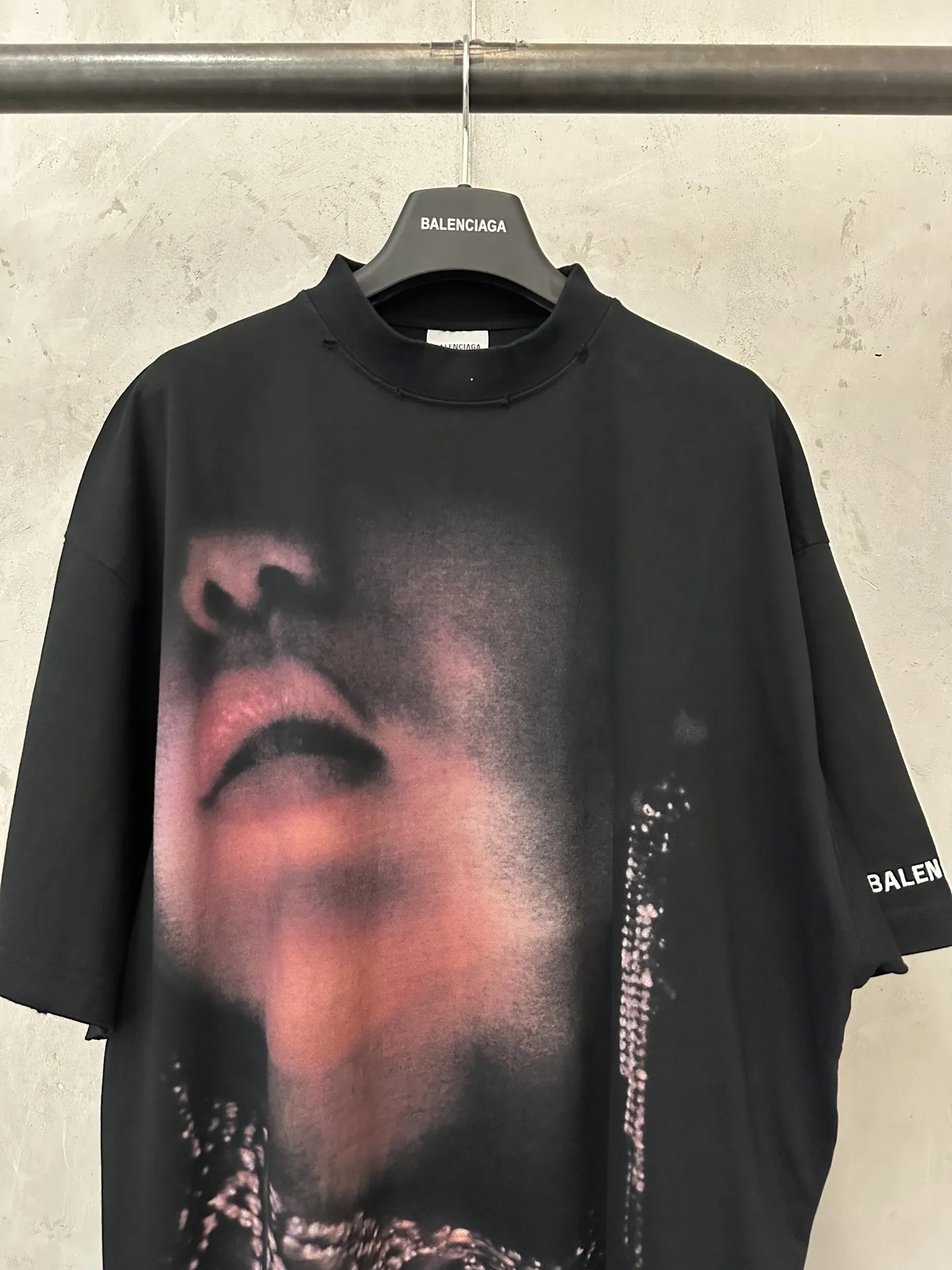 Euphoria Print Oversized Cotton T-Shirt D20025033 — view 3