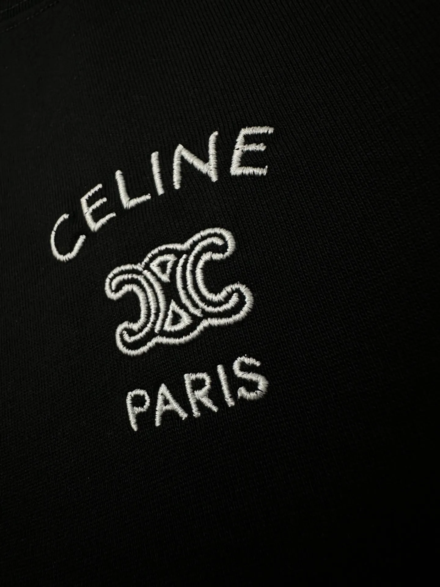 Logo-Embroidered Long-Sleeved T-Shirt D20018977 — view 8