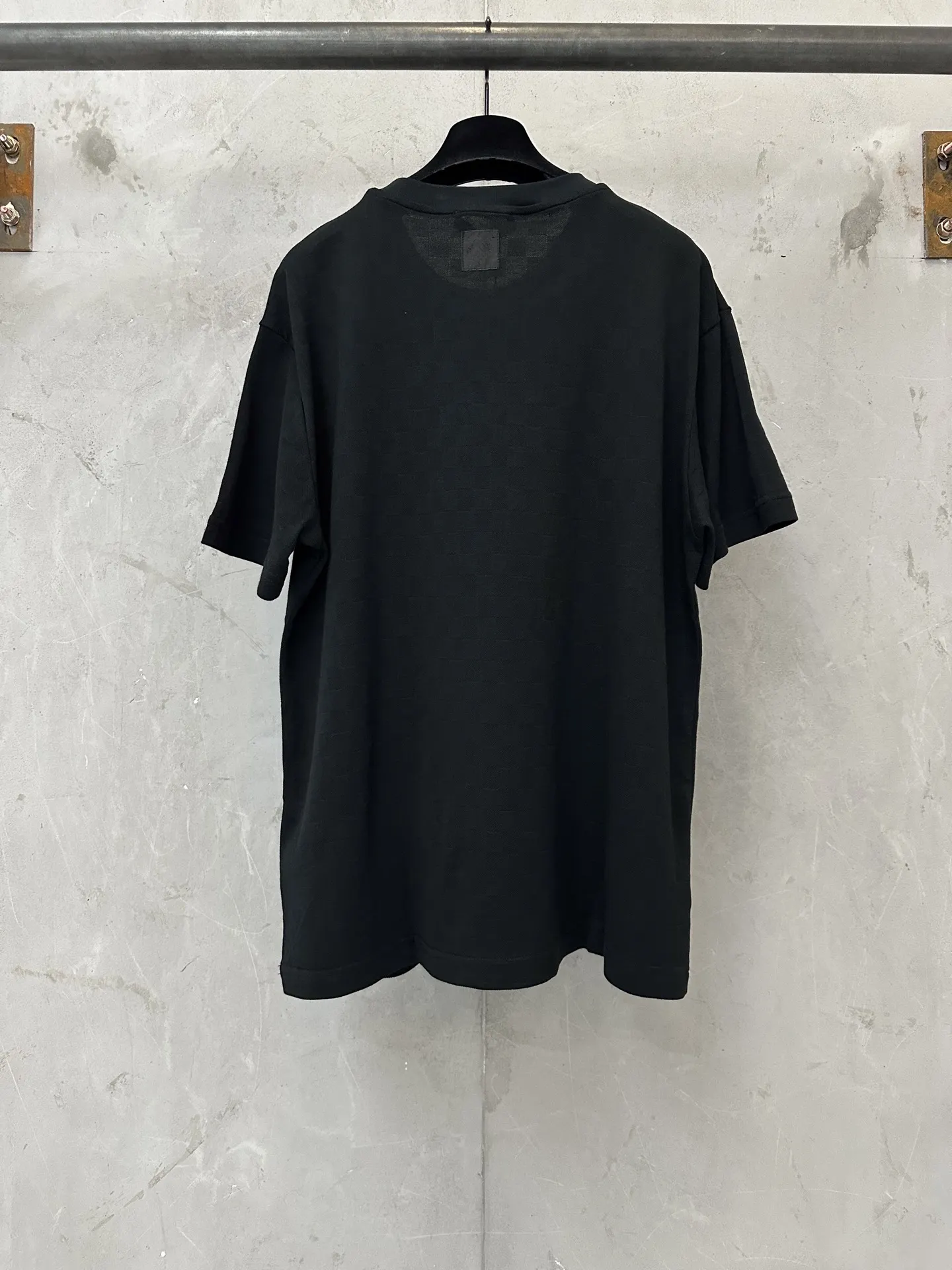 Floral Bouquet Embroidered Logo T-Shirt D20011887 — view 2