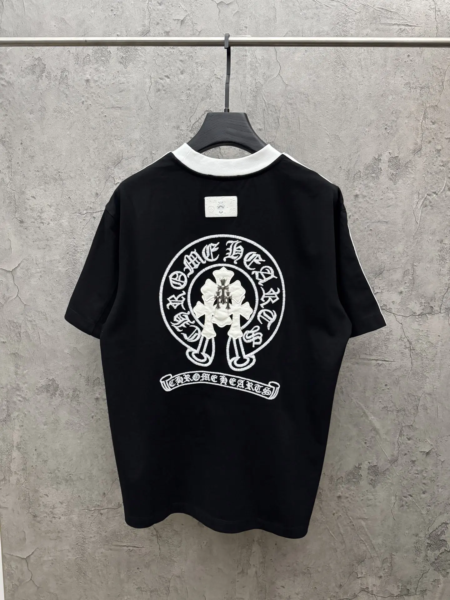 Embroidered Cross Logo Cotton T-Shirt D20014273 — view 2