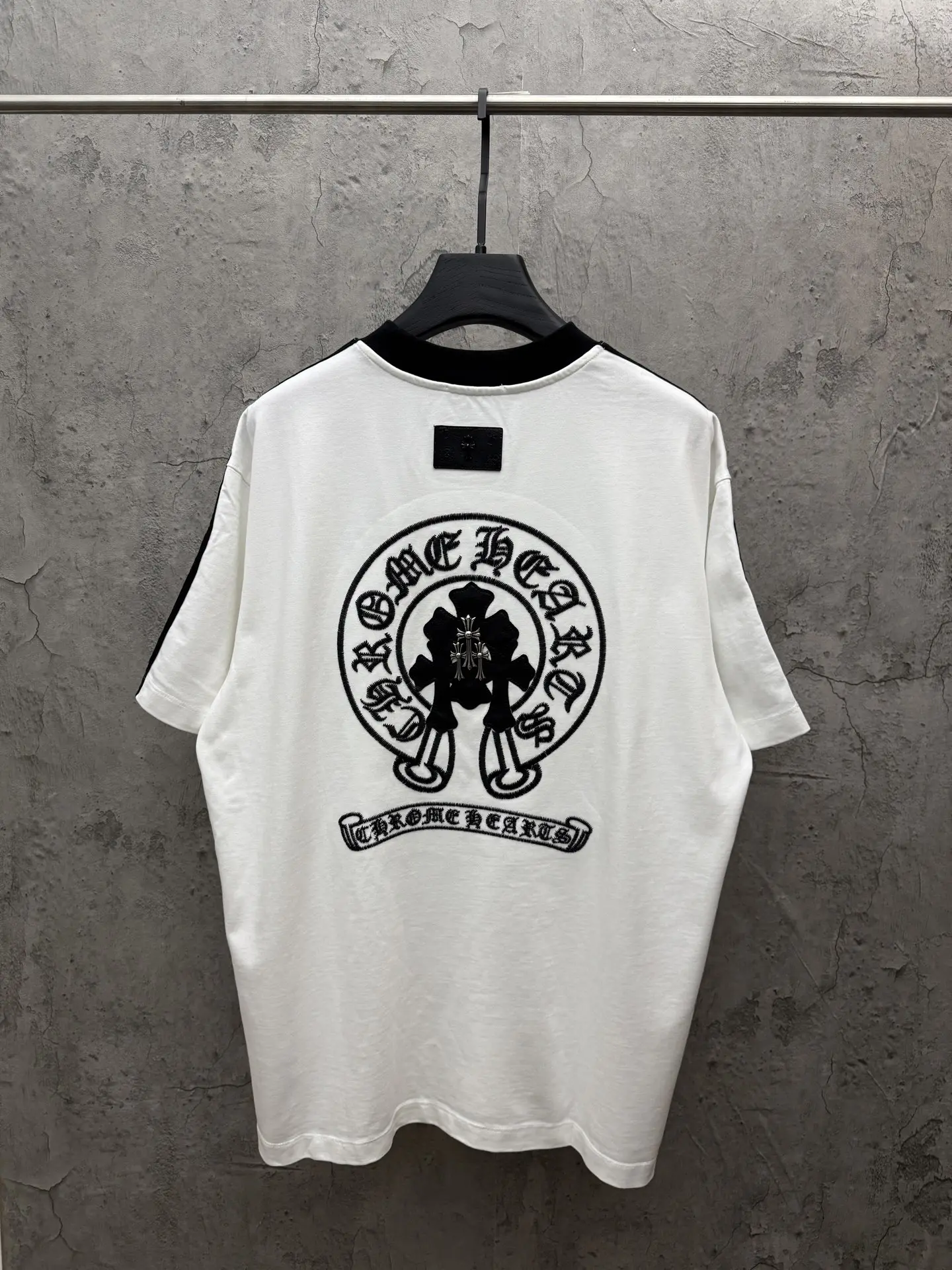 Embroidered Cross Logo Cotton T-Shirt D20014274 — view 2