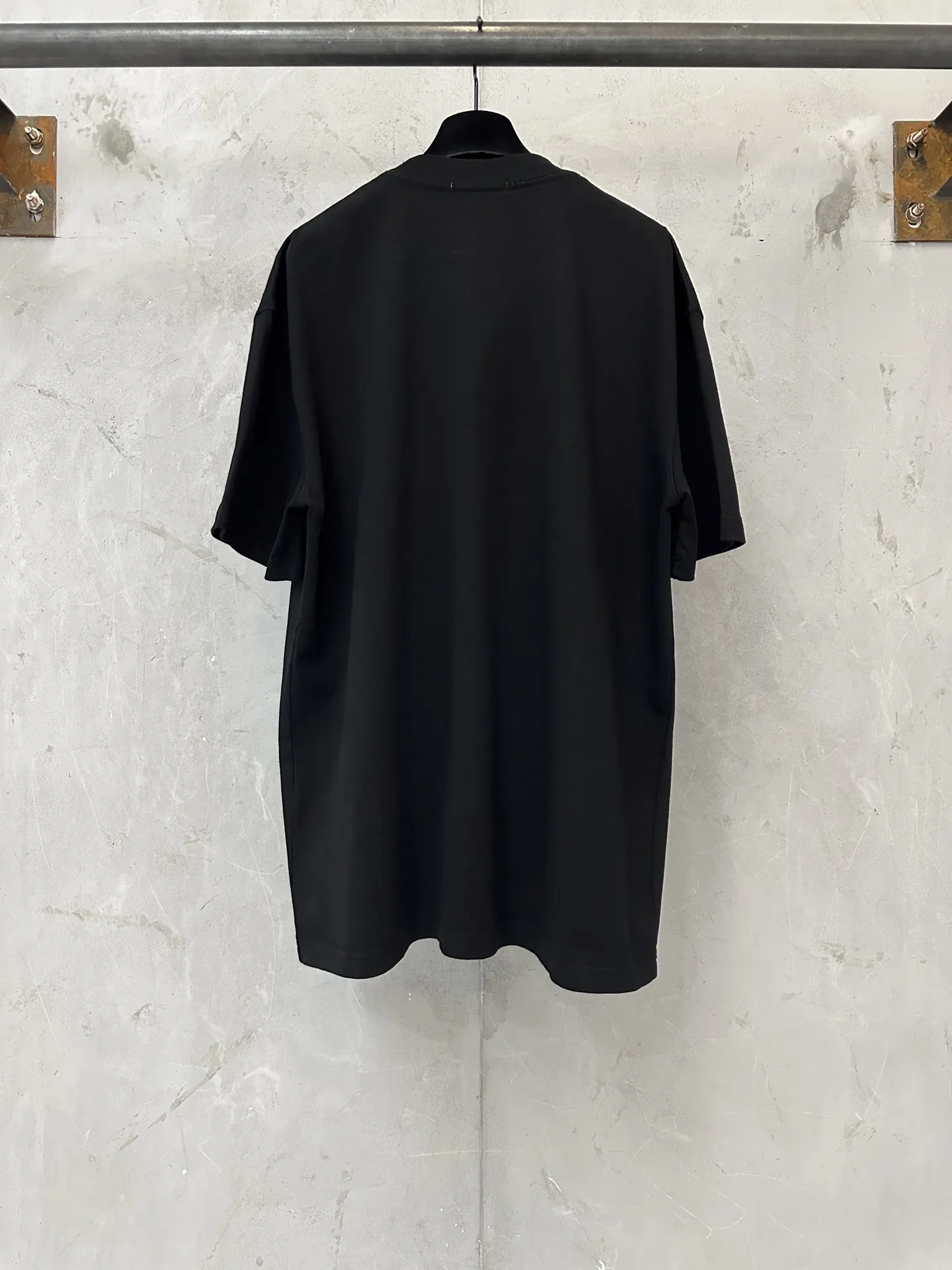 Knight Crest Heavyweight Cotton T-Shirt D20011893 — view 2