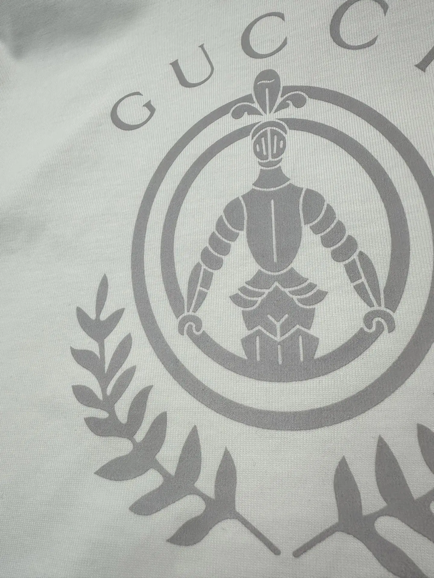 Gucci Knight Crest Heavyweight Cotton T-Shirt D20011894 — view 6