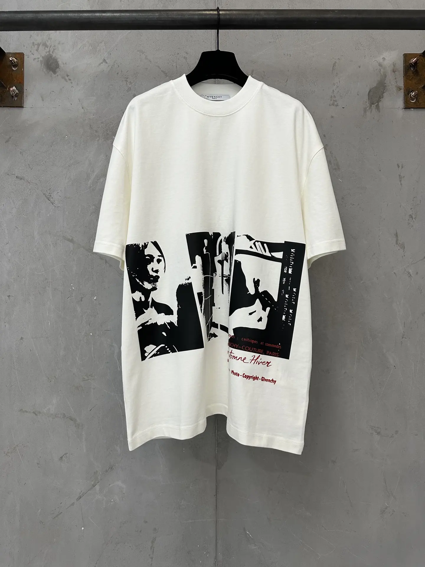 Givenchy Photo Print Heavyweight Cotton T-Shirt D20011874