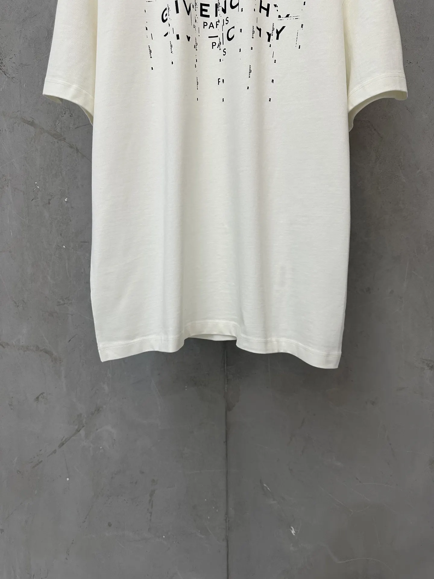 Distorted Logo Heavyweight Cotton T-Shirt D20011899 — view 4
