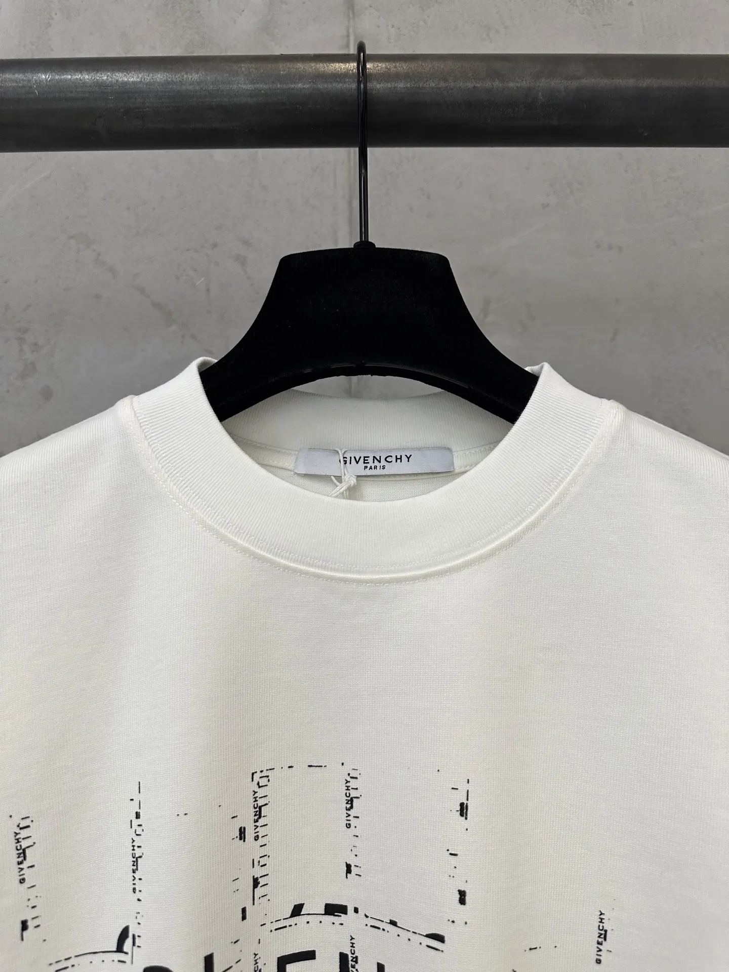 Distorted Logo Heavyweight Cotton T-Shirt D20011899 — view 5