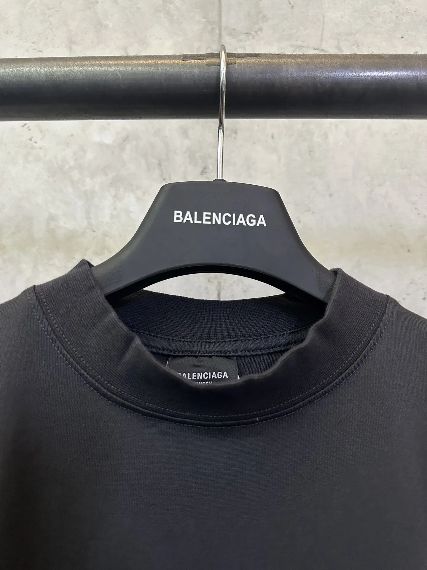 Logo Embroidery Distressed Cotton Tank Top D20512776 — view 7
