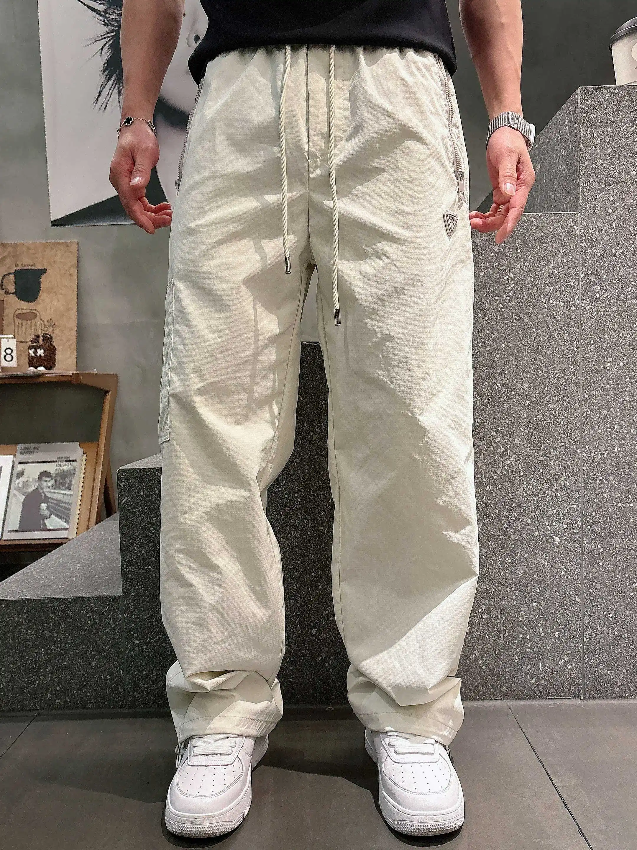 Logo-Appliqué Drawstring Casual Trousers D20513609