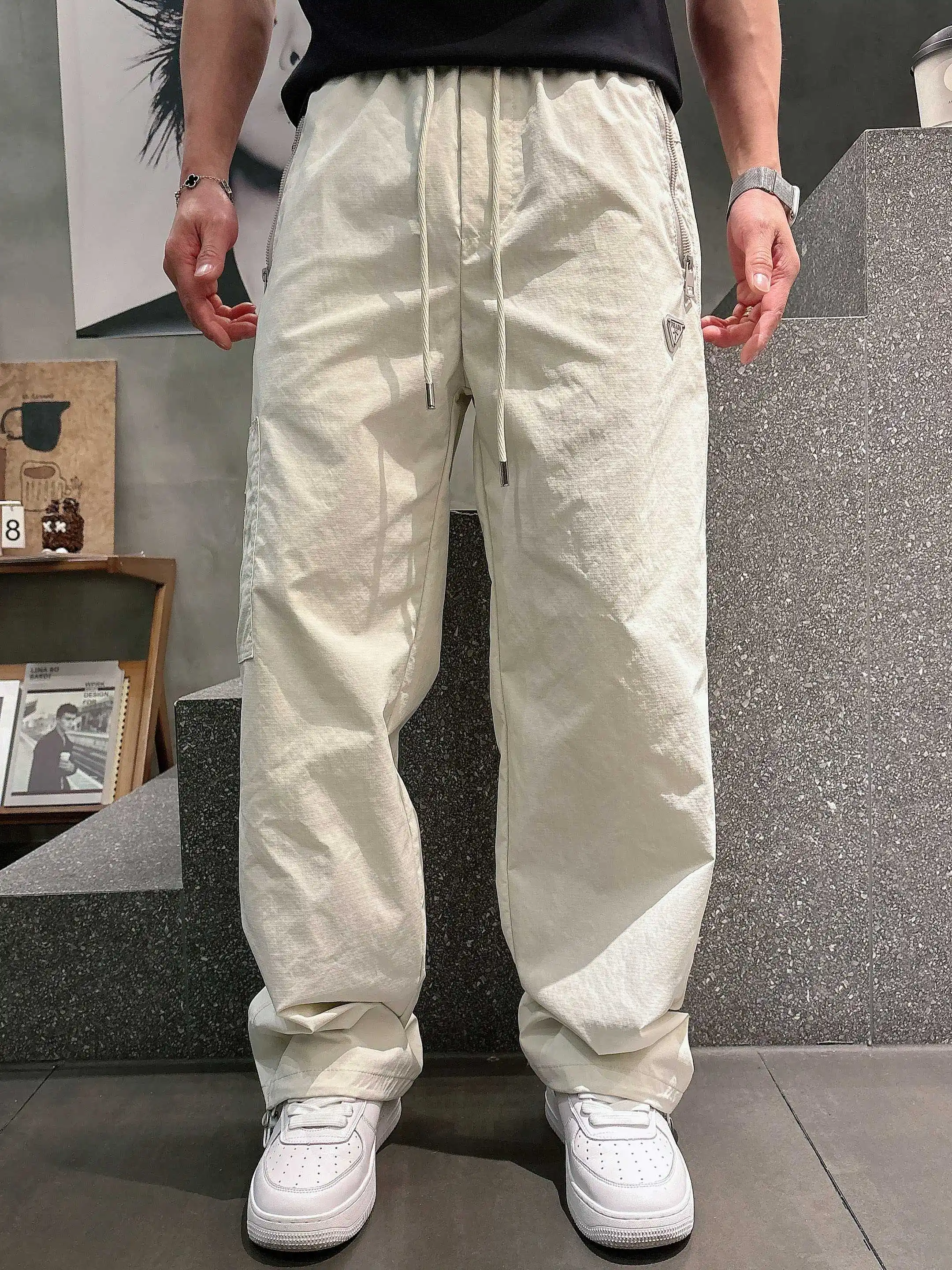 Logo-Appliqué Drawstring Casual Trousers D20513609