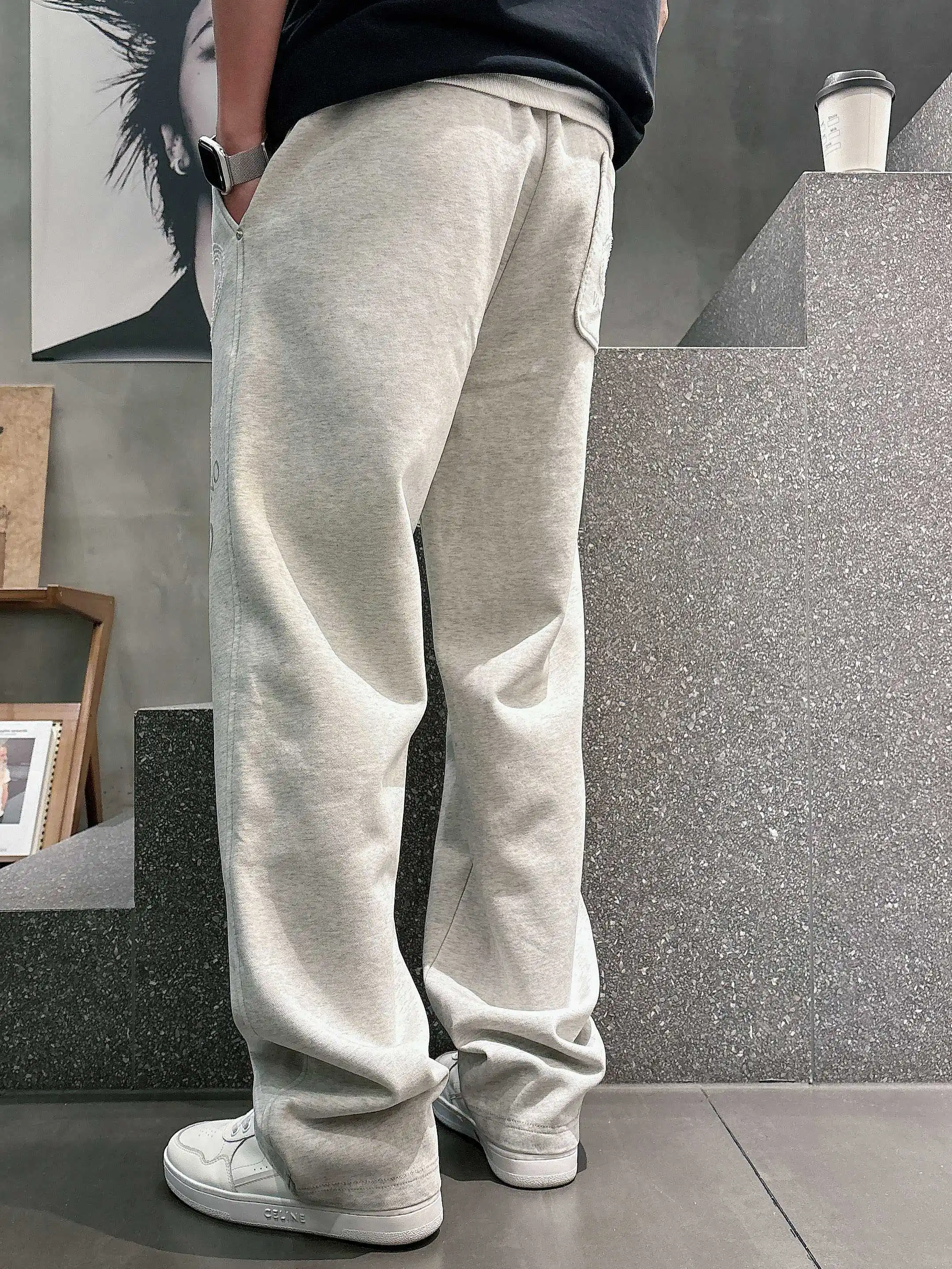Logo-Embroidered Cotton-Blend Sweatpants D21013607 — view 3