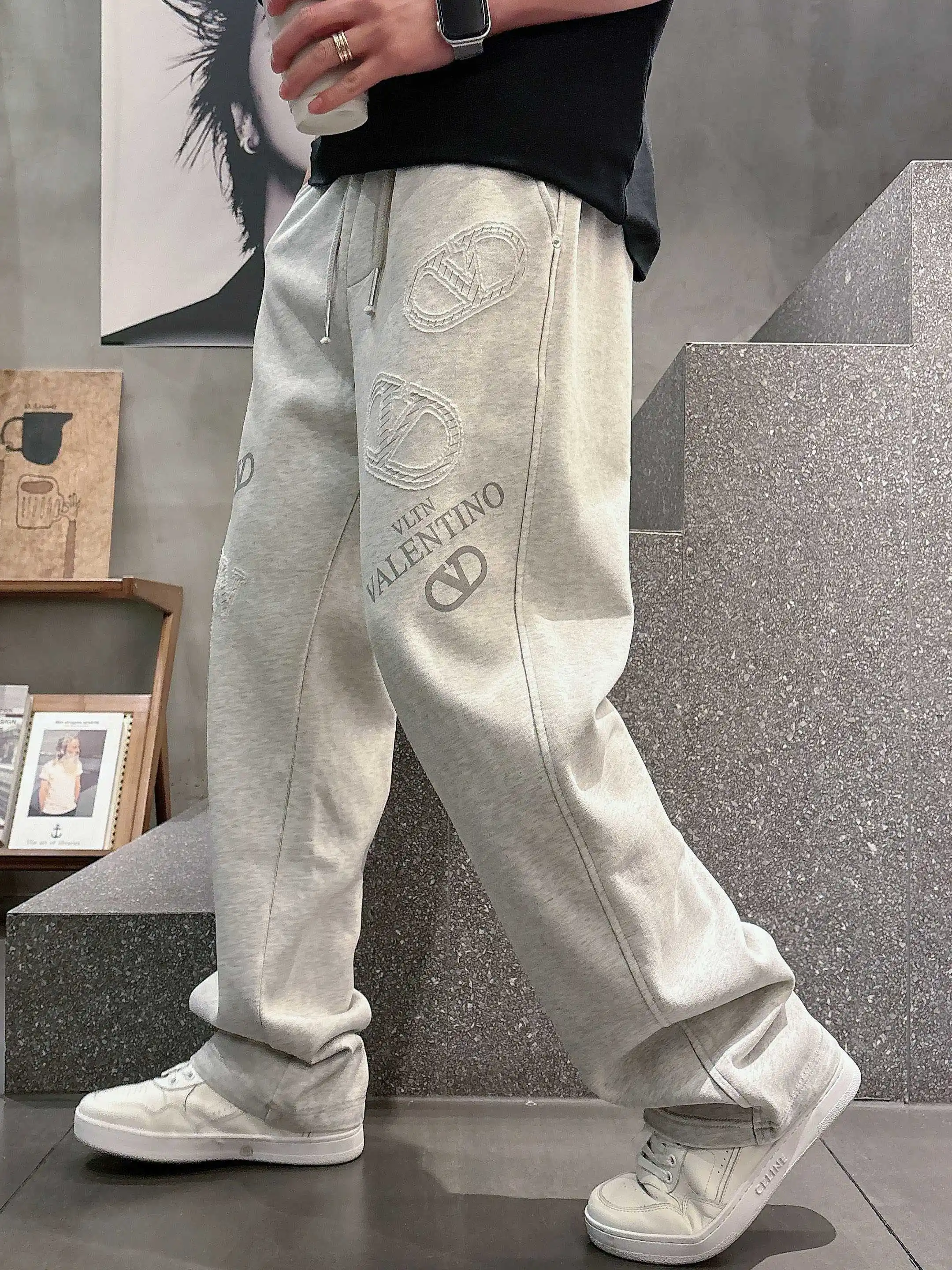 Logo-Embroidered Cotton-Blend Sweatpants D21013607 — view 4