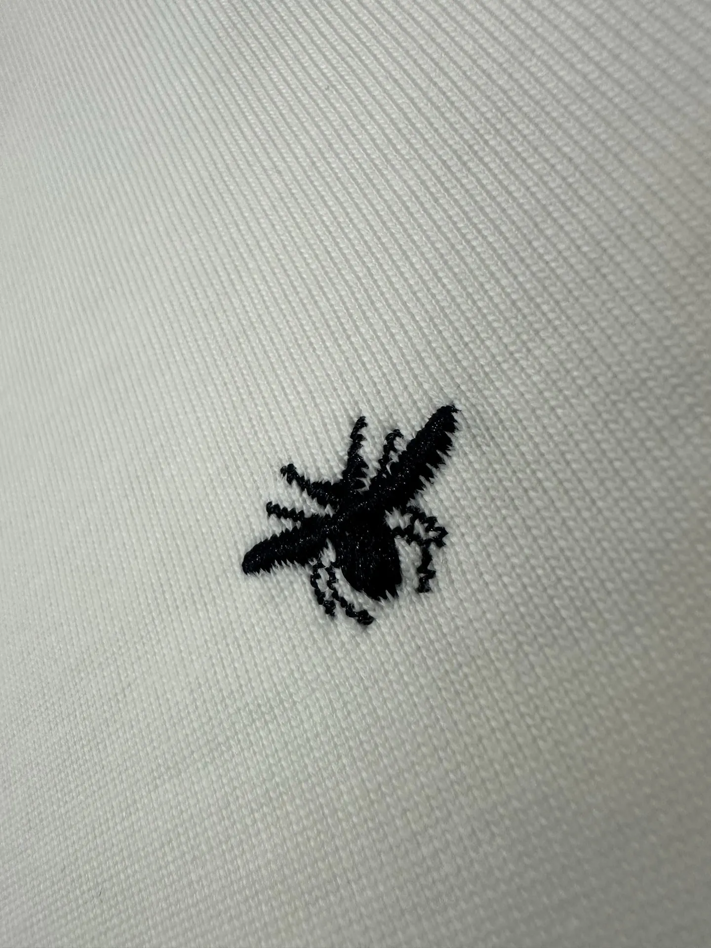 Bee Embroidery Heavyweight Cotton T-Shirt D21023547 — view 8