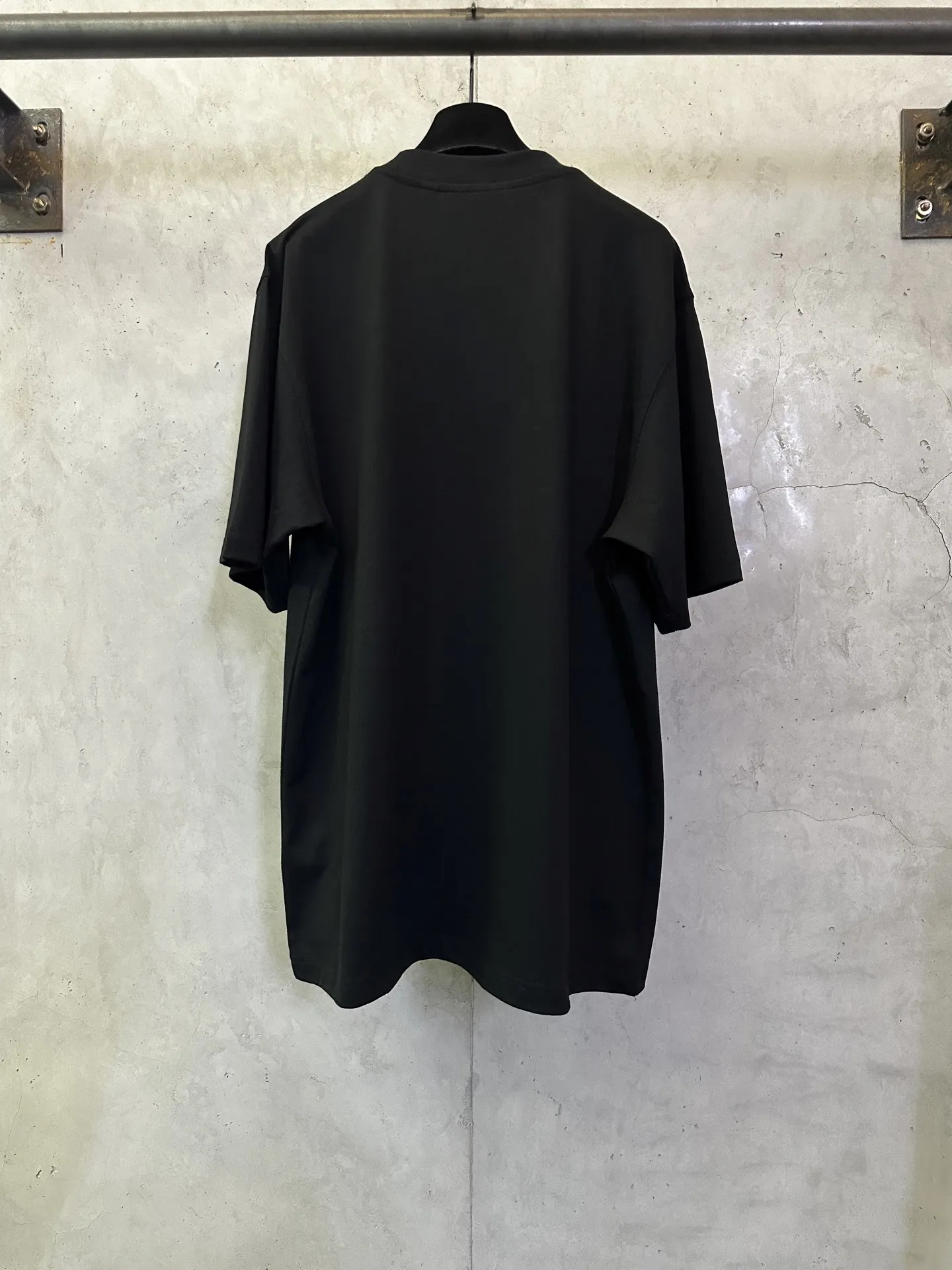 Gothic Logo Embroidered Cotton T-Shirt D21012887 — view 2