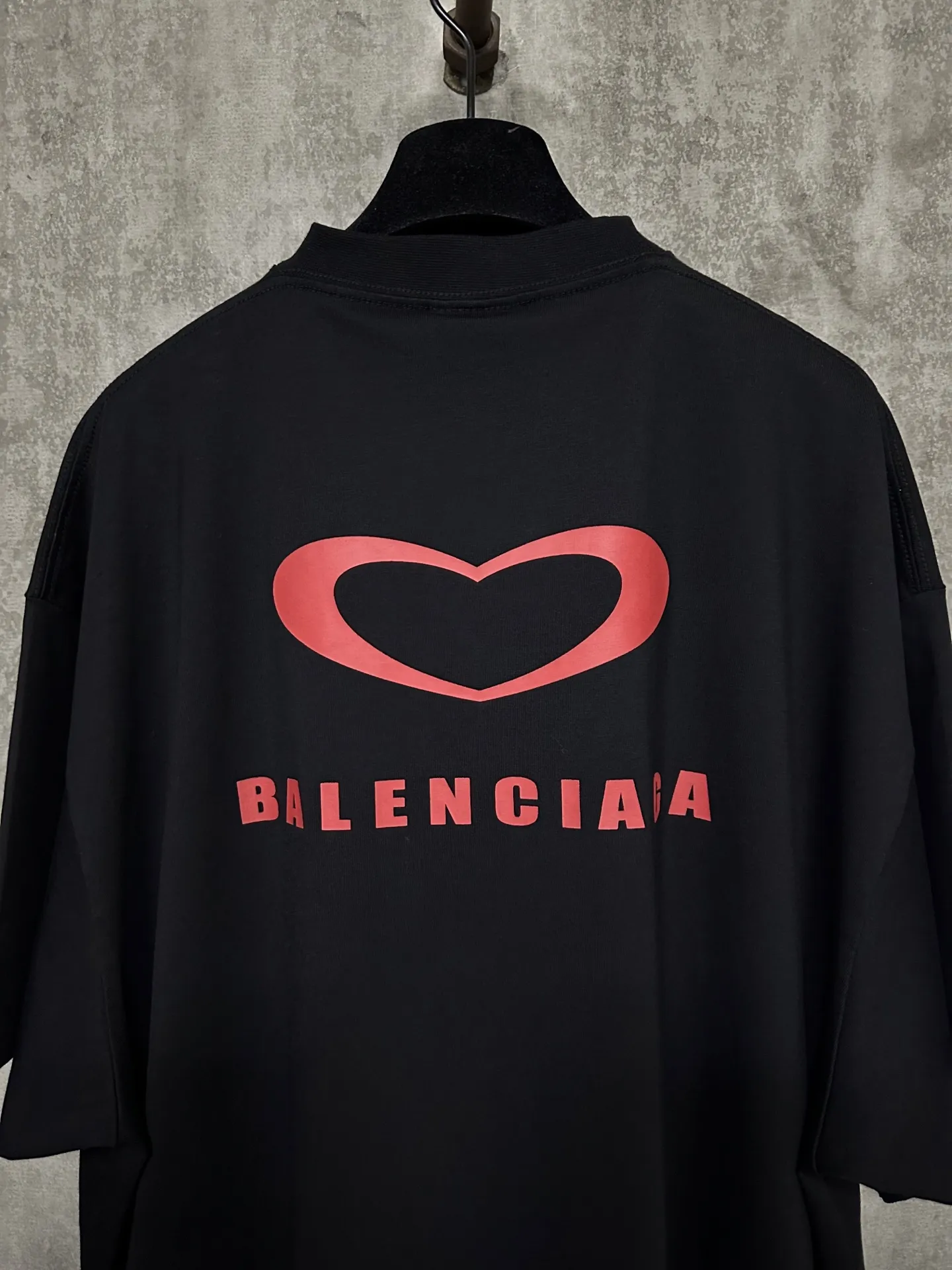 Logo Heart Embroidered Cotton T-Shirt D21015725 — view 5