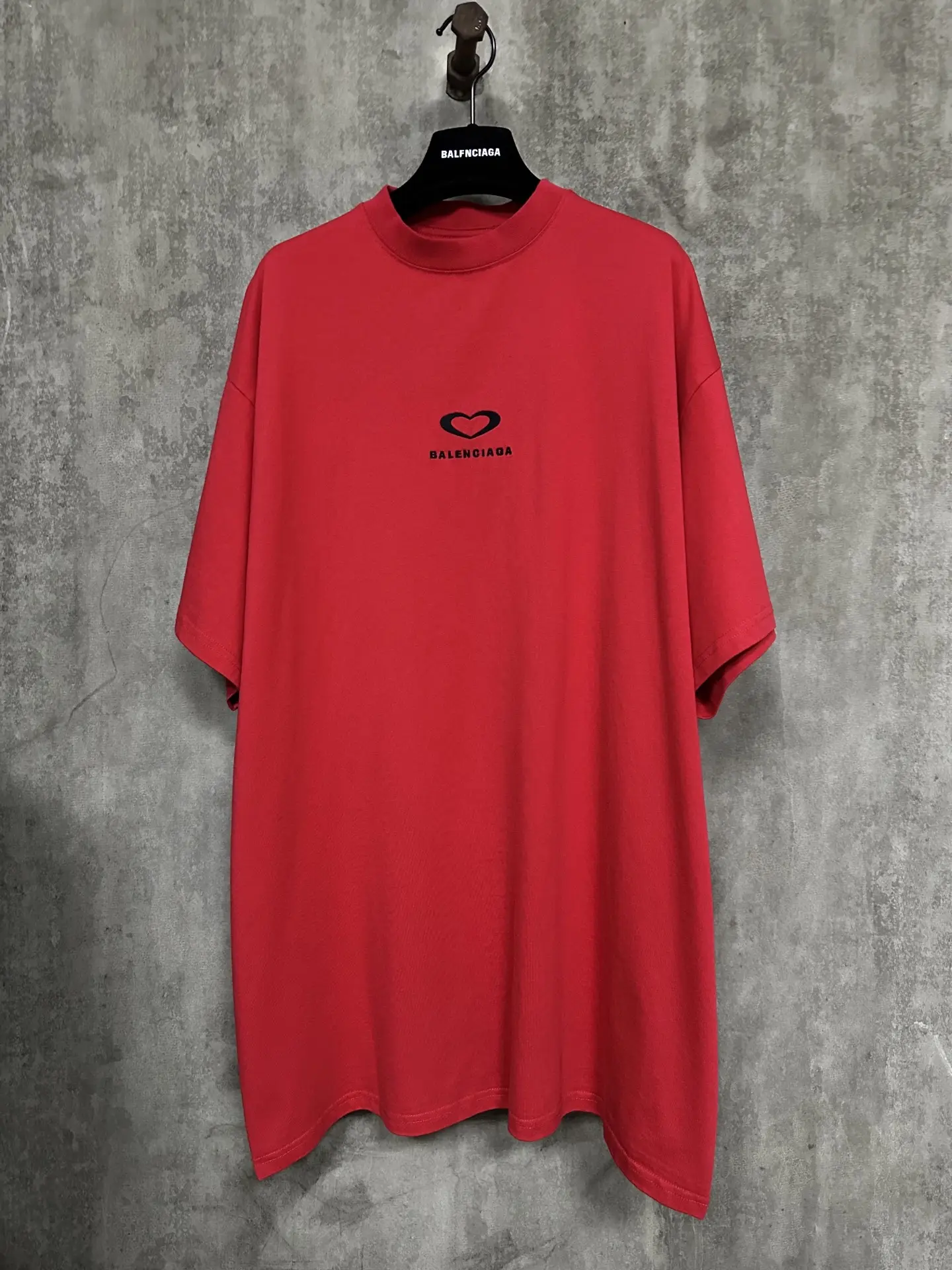 Heart Logo Oversized Cotton T-Shirt D21015727
