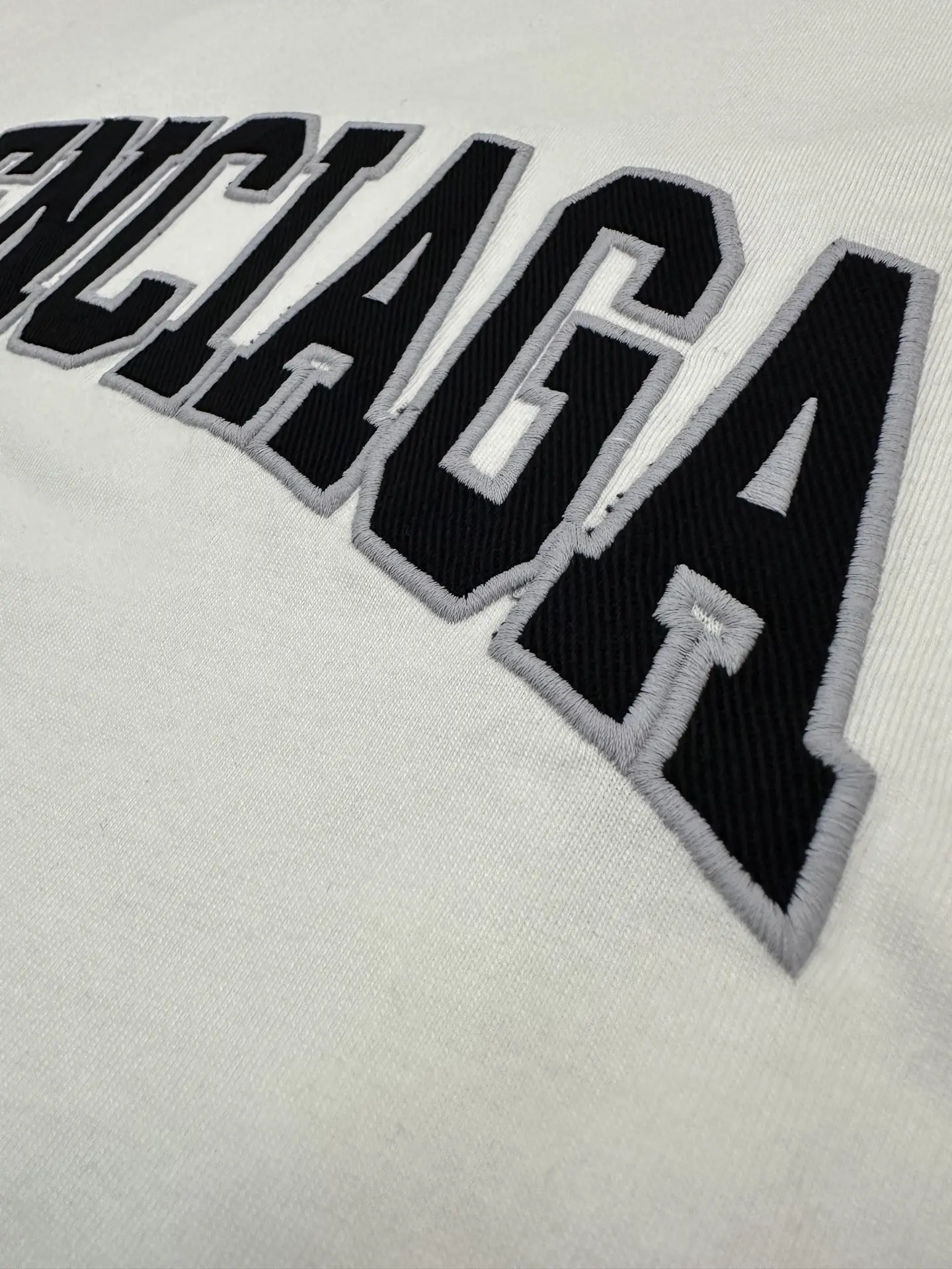 Logo-Embroidered Basketball Jersey T-Shirt D21011577 — view 9