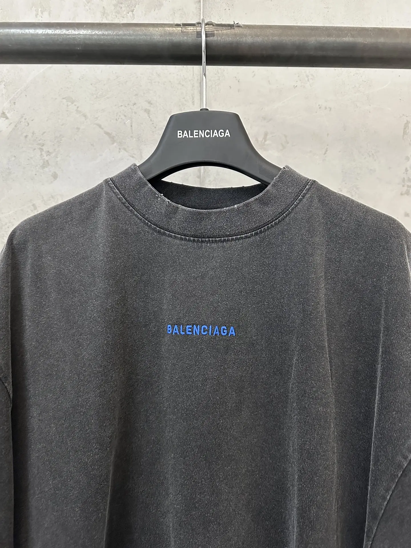 Logo Embroidered Washed Cotton T-Shirt D21024371 — view 5