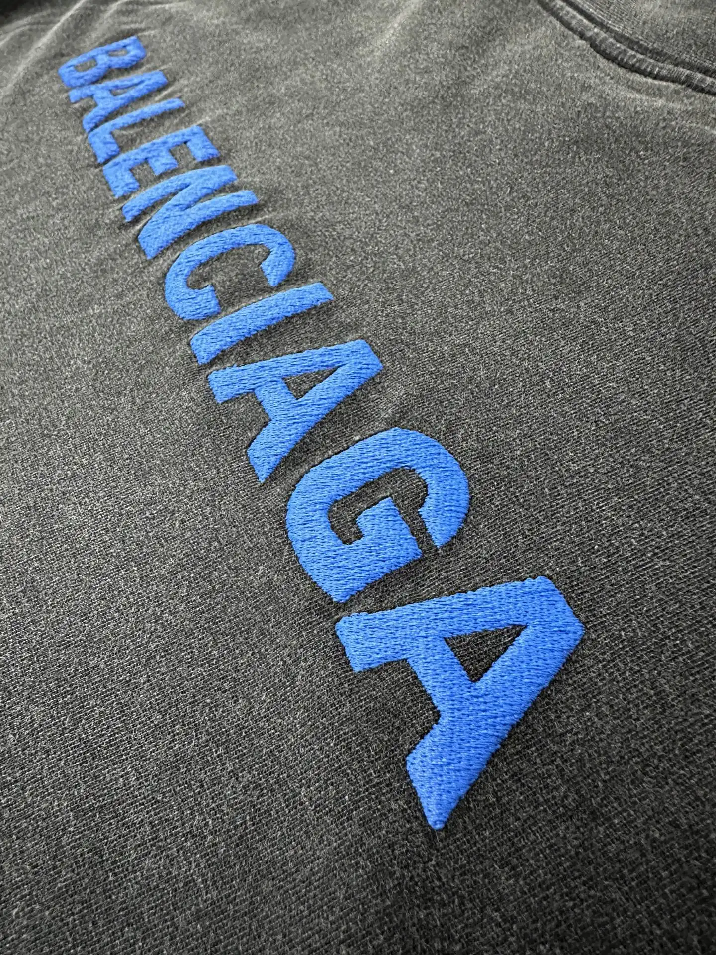 Logo Embroidered Washed Cotton T-Shirt D21024371 — view 8