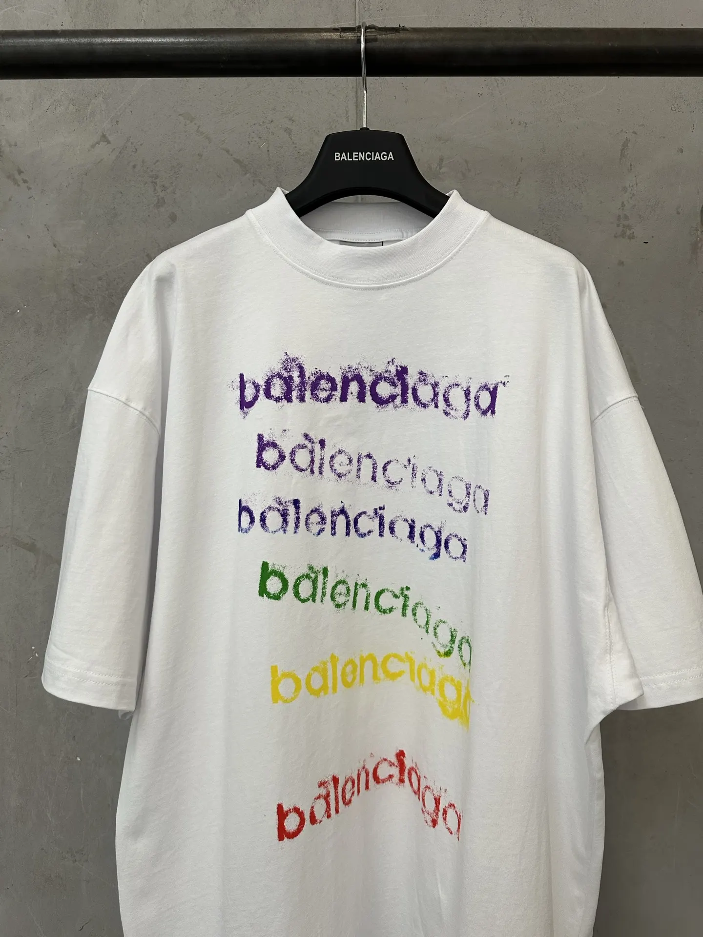 Logo Print Oversized Cotton T-Shirt D21024368 — view 3