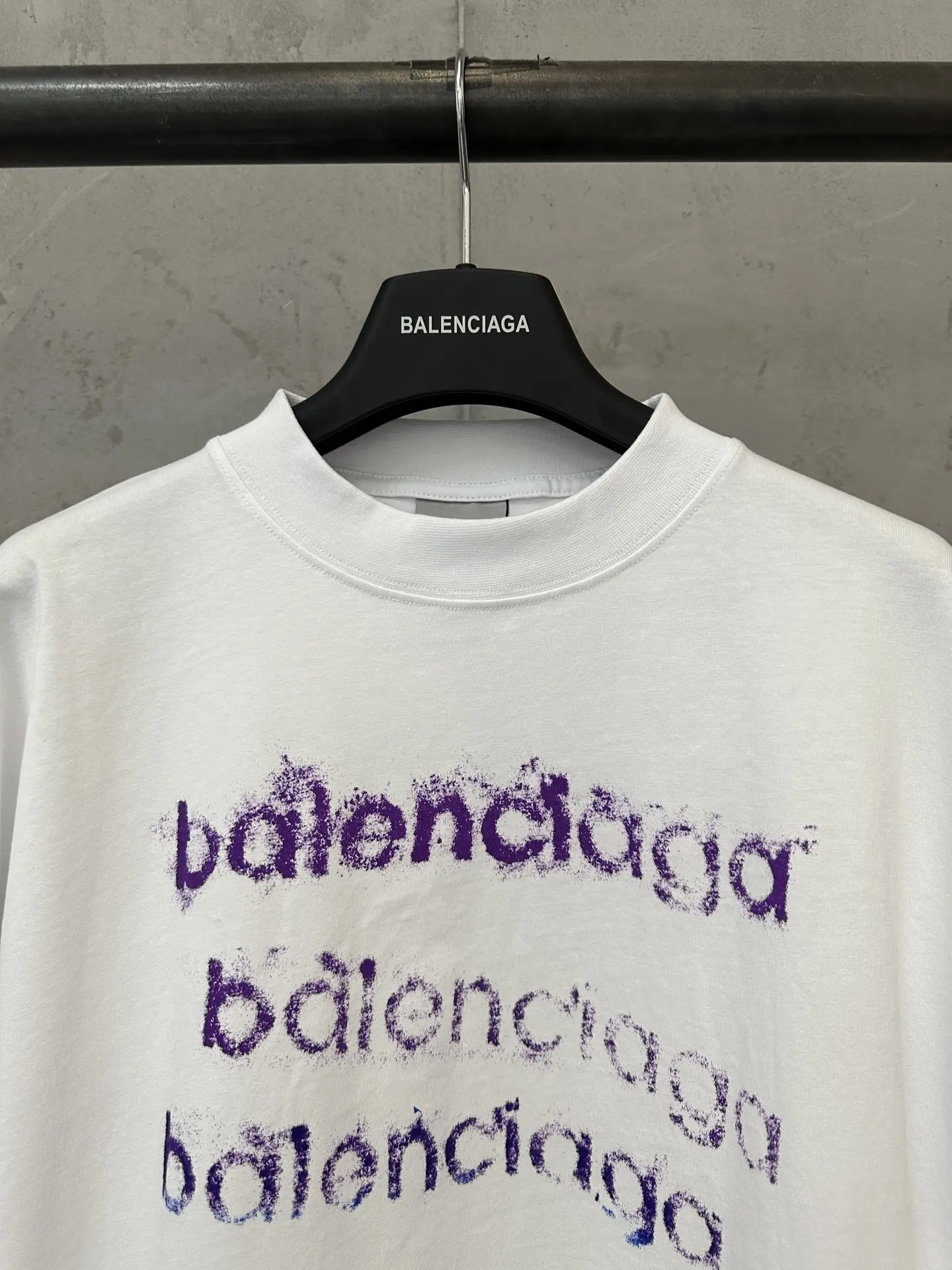 Logo Print Oversized Cotton T-Shirt D21024368 — view 5