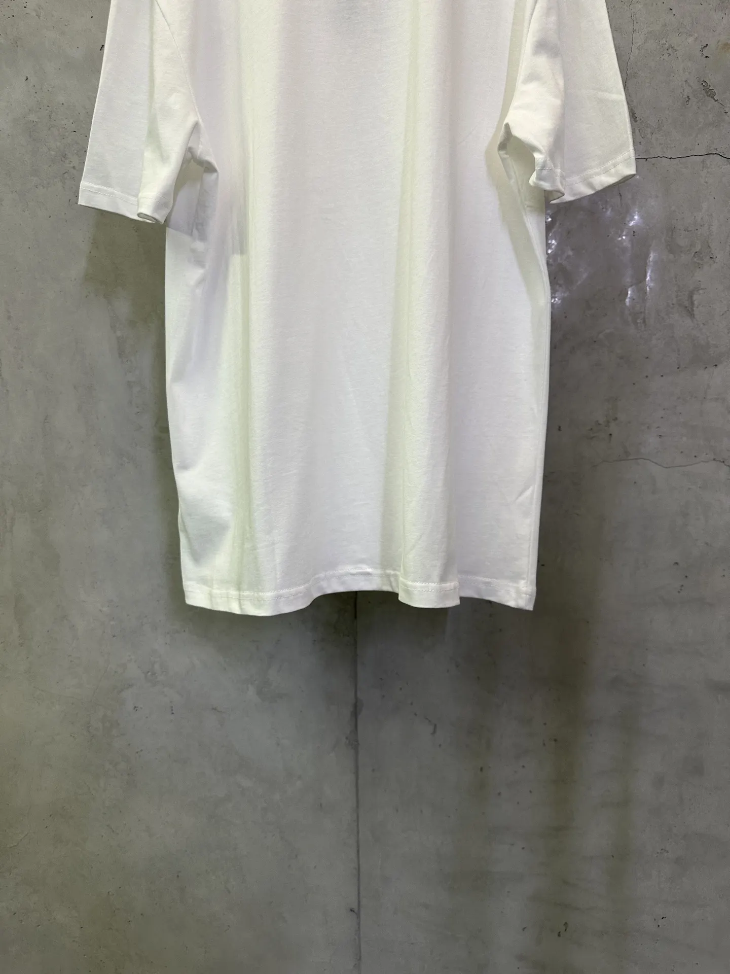 Animal Embroidery Cotton T-Shirt D21015703 — view 6
