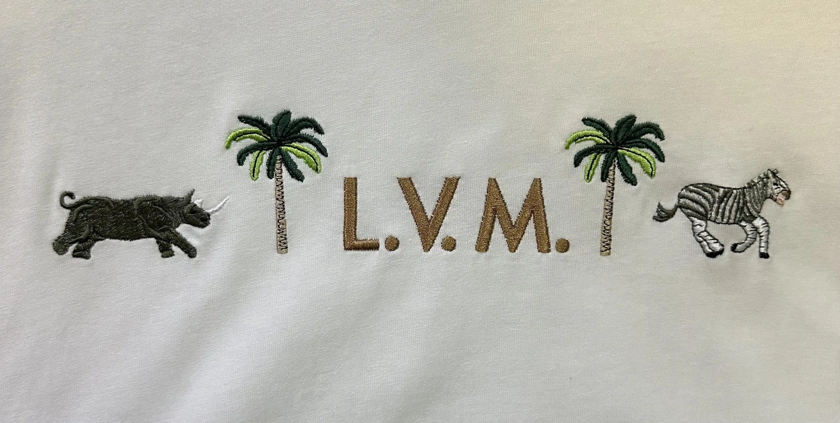 Animal Embroidery Cotton T-Shirt D21015703 — view 8