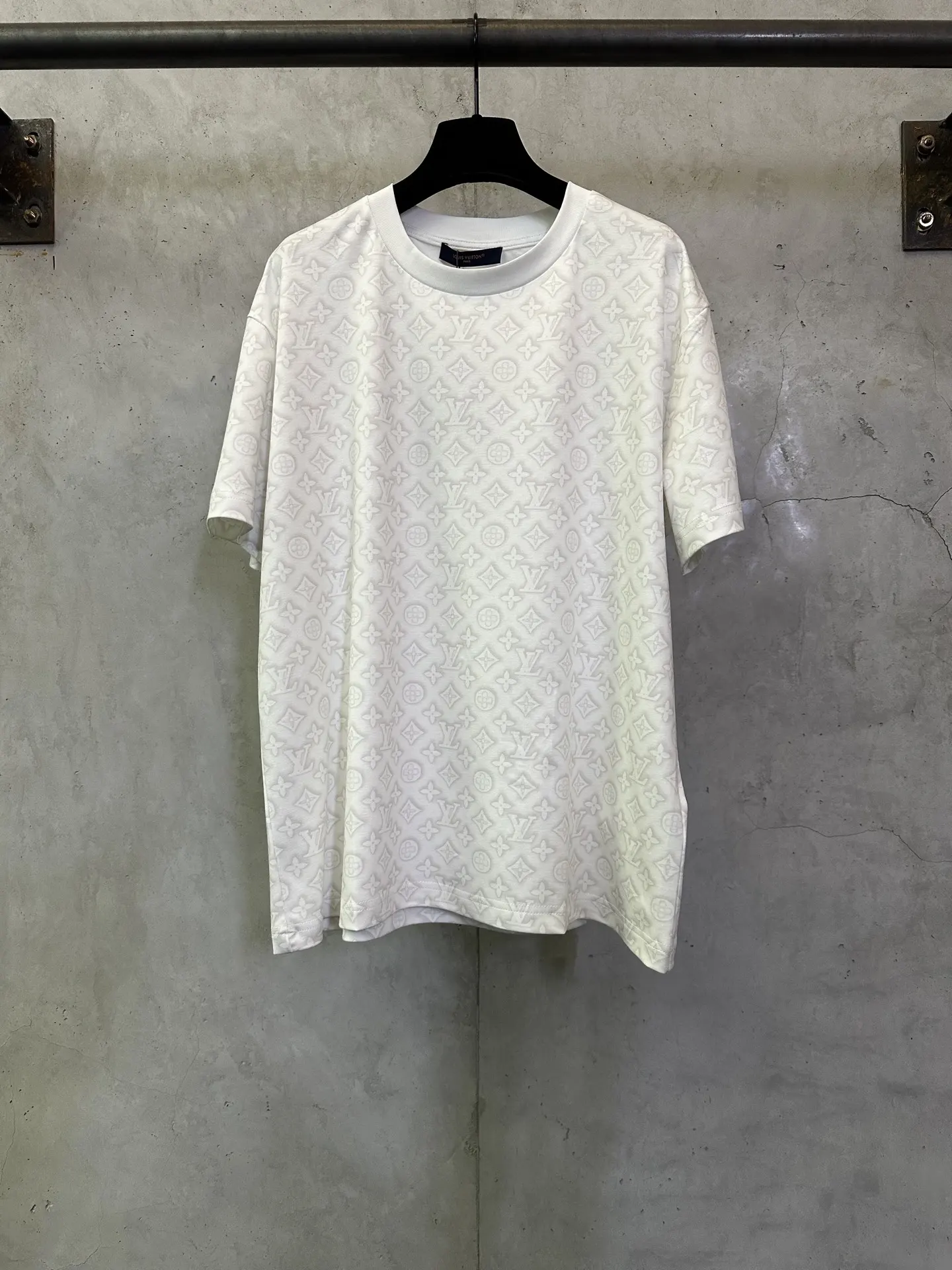Monogram Embossed Cotton T-Shirt D21012824