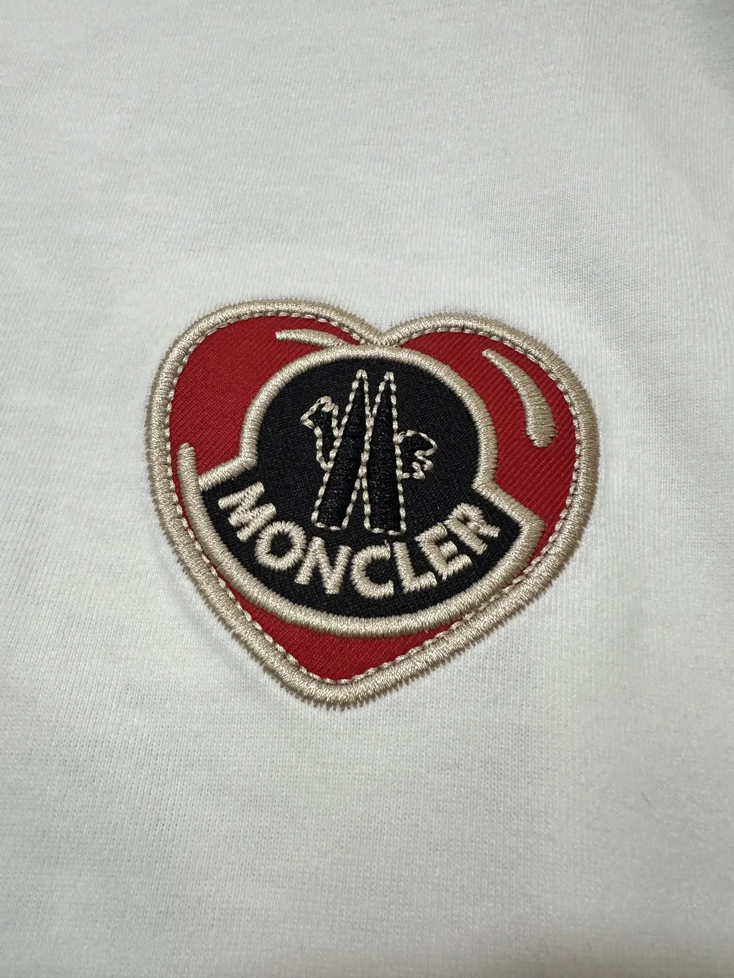 Logo-Embroidered Contrast-Trim Cotton T-Shirt D21011868 — view 6