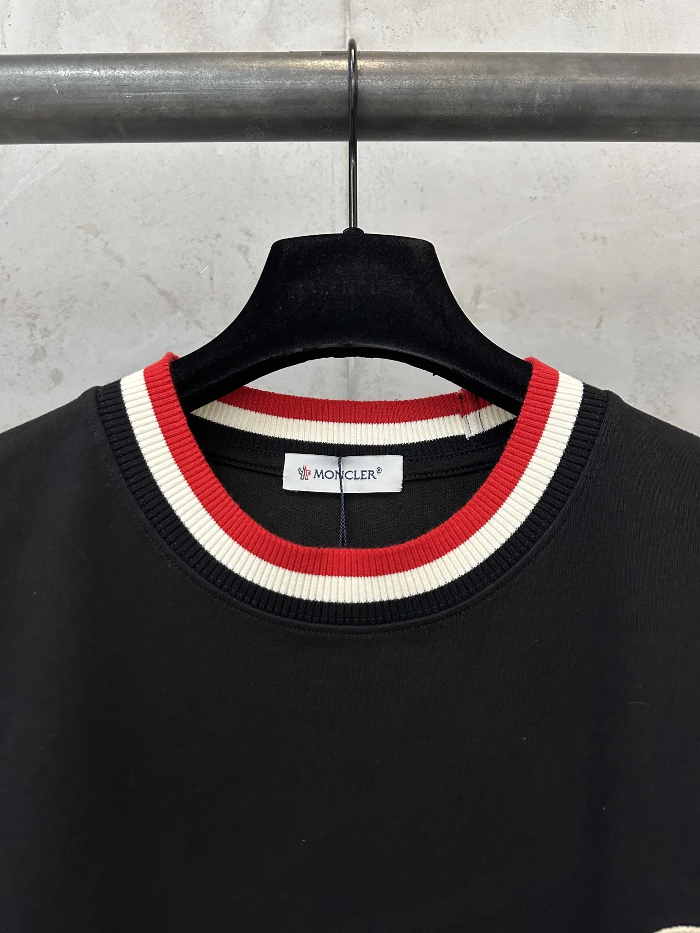 Heart Logo Embroidered Cotton T-Shirt D21011869 — view 5