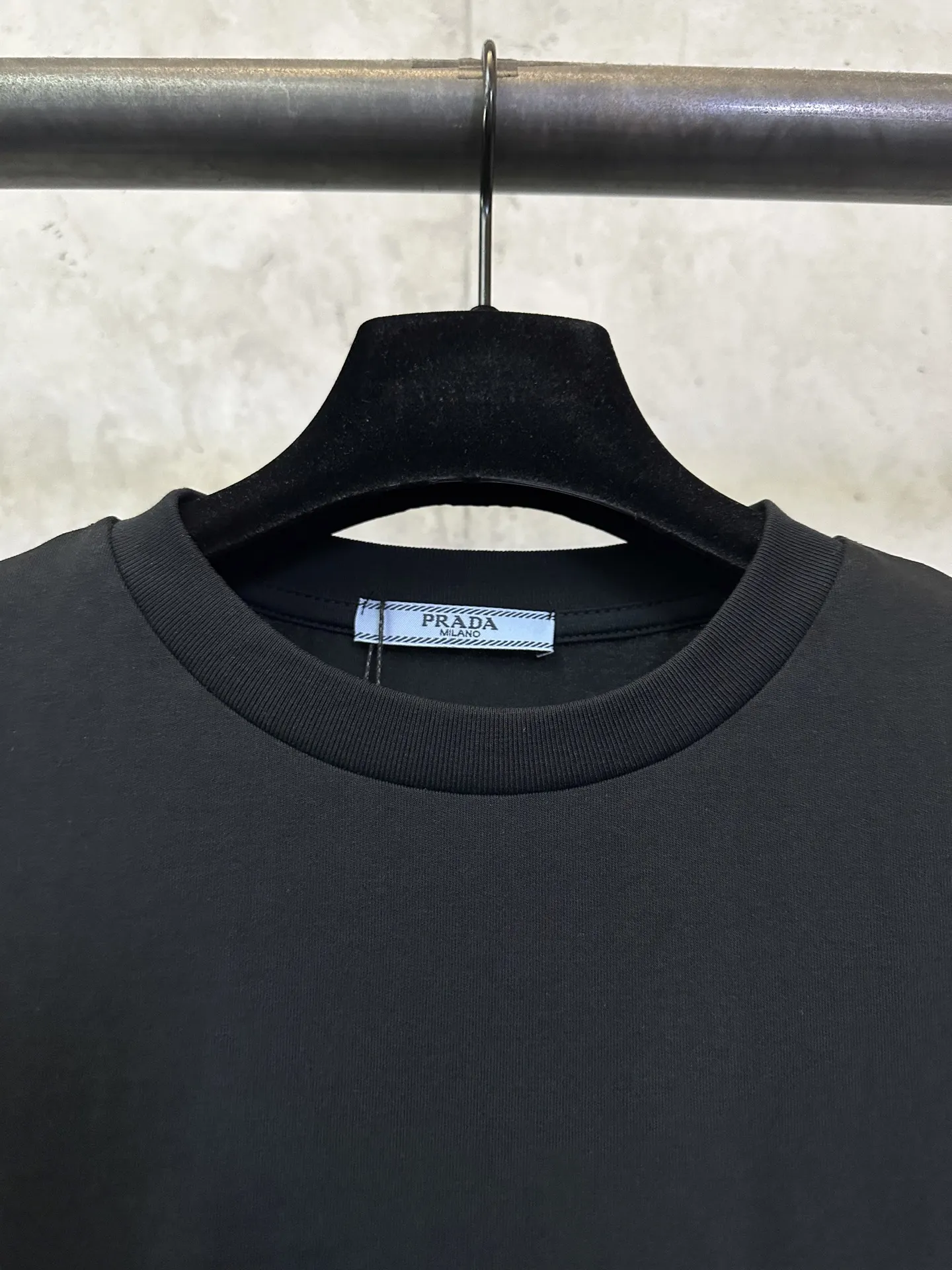 Logo-Badge Cotton Pocket T-Shirt D21012809 — view 7