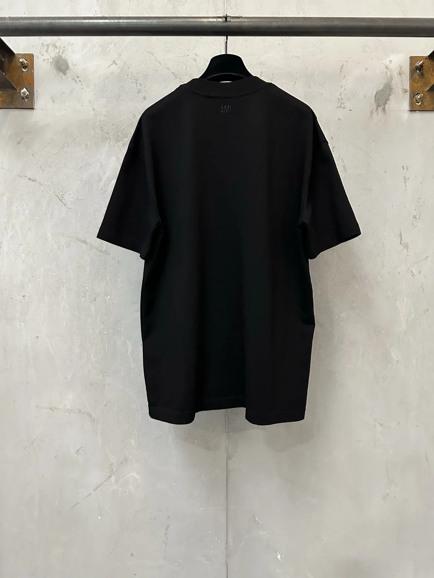 Ami de Coeur Tonal Embroidery Heavyweight T-Shirt D21023514 — view 2