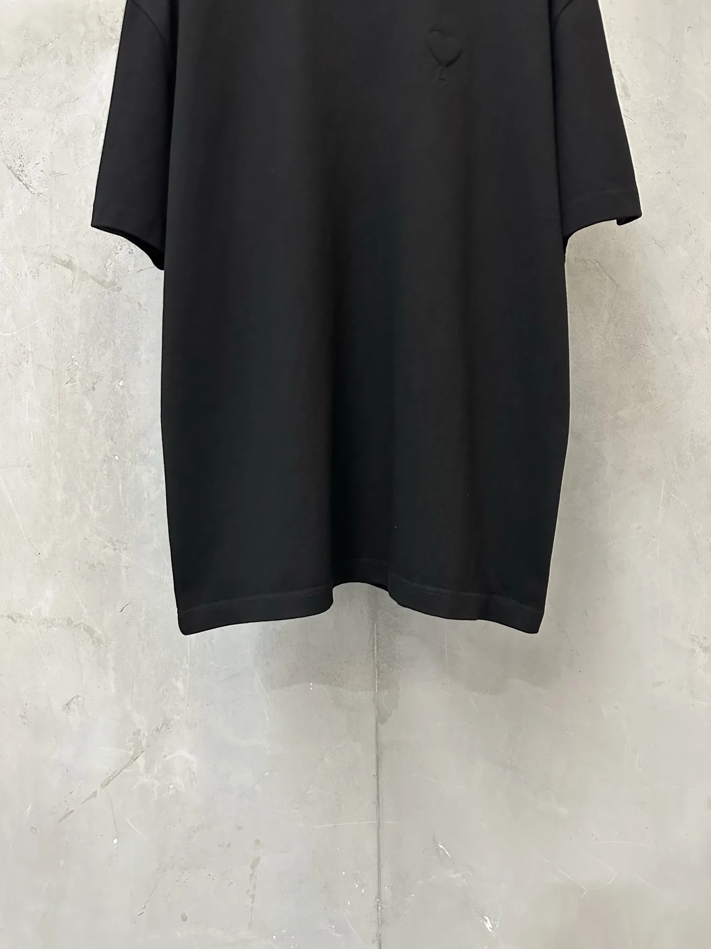 Ami de Coeur Tonal Embroidery Heavyweight T-Shirt D21023514 — view 4