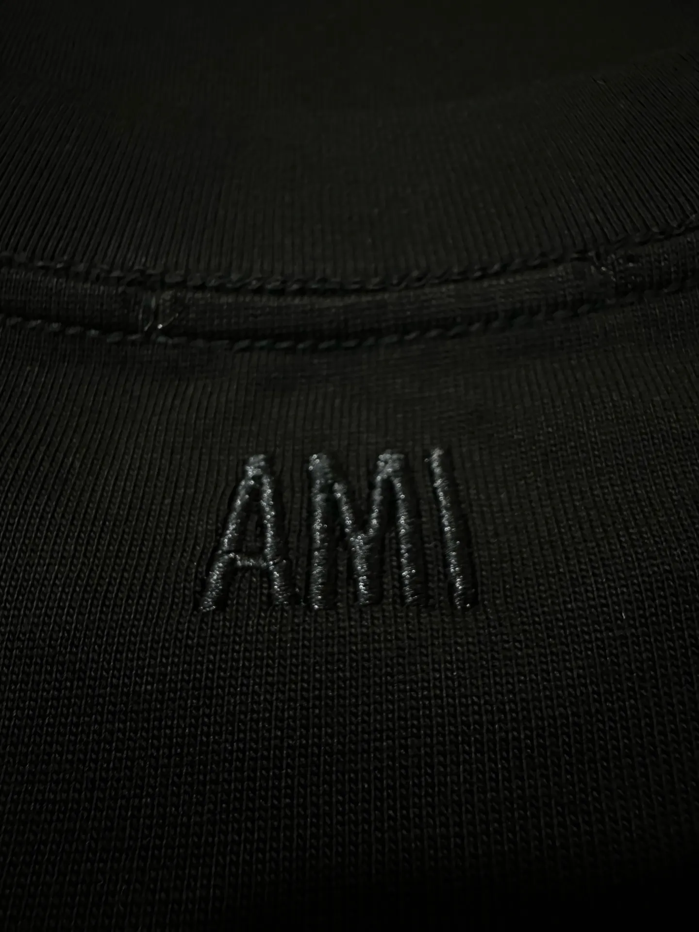 Ami de Coeur Tonal Embroidery Heavyweight T-Shirt D21023514 — view 9