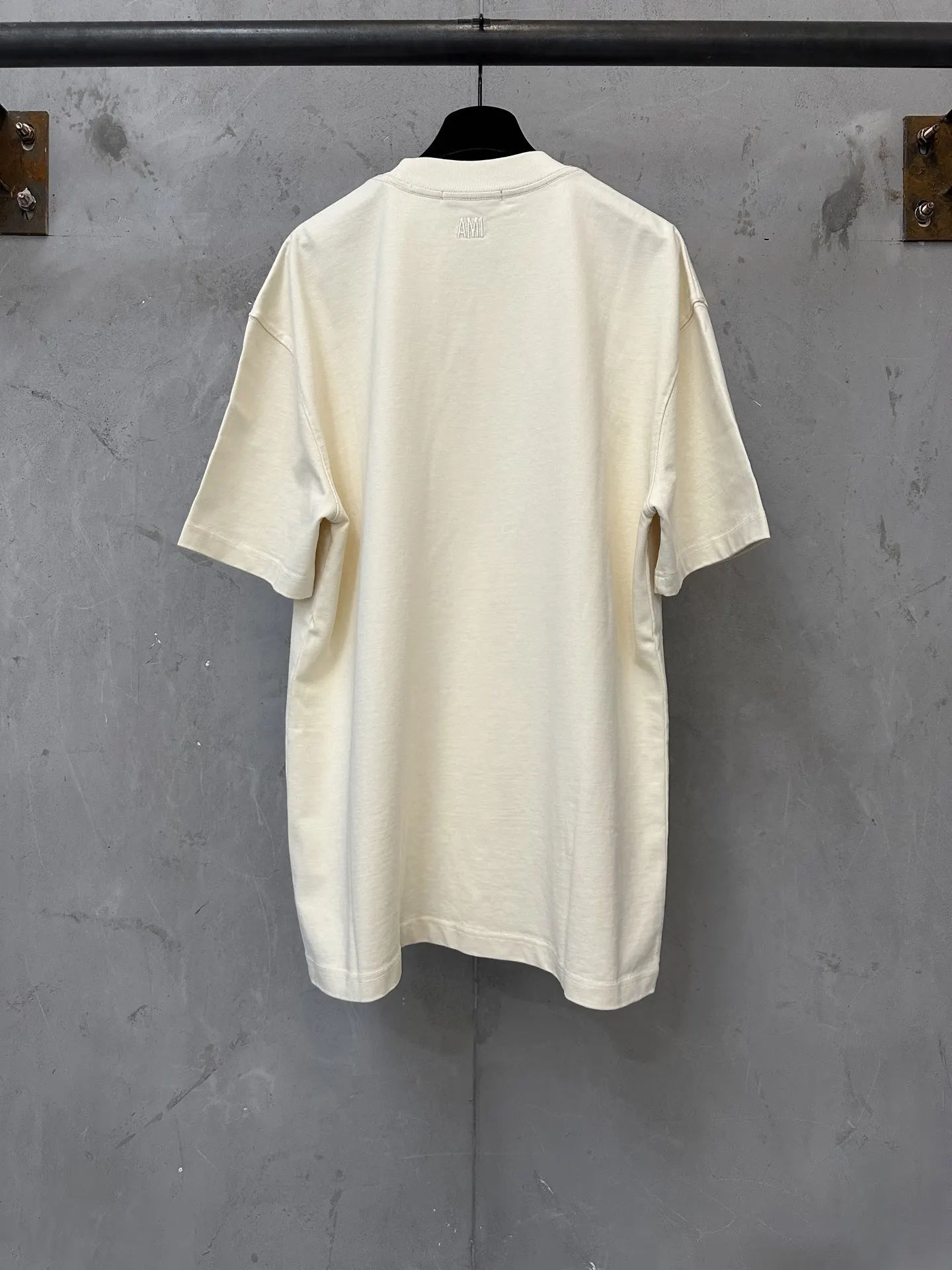 Ami de Coeur Embroidered Heavyweight T-Shirt D21020201 — view 2