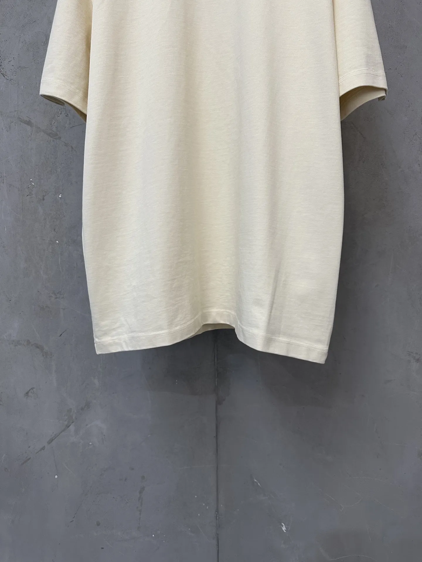 Ami de Coeur Embroidered Heavyweight T-Shirt D21020201 — view 4