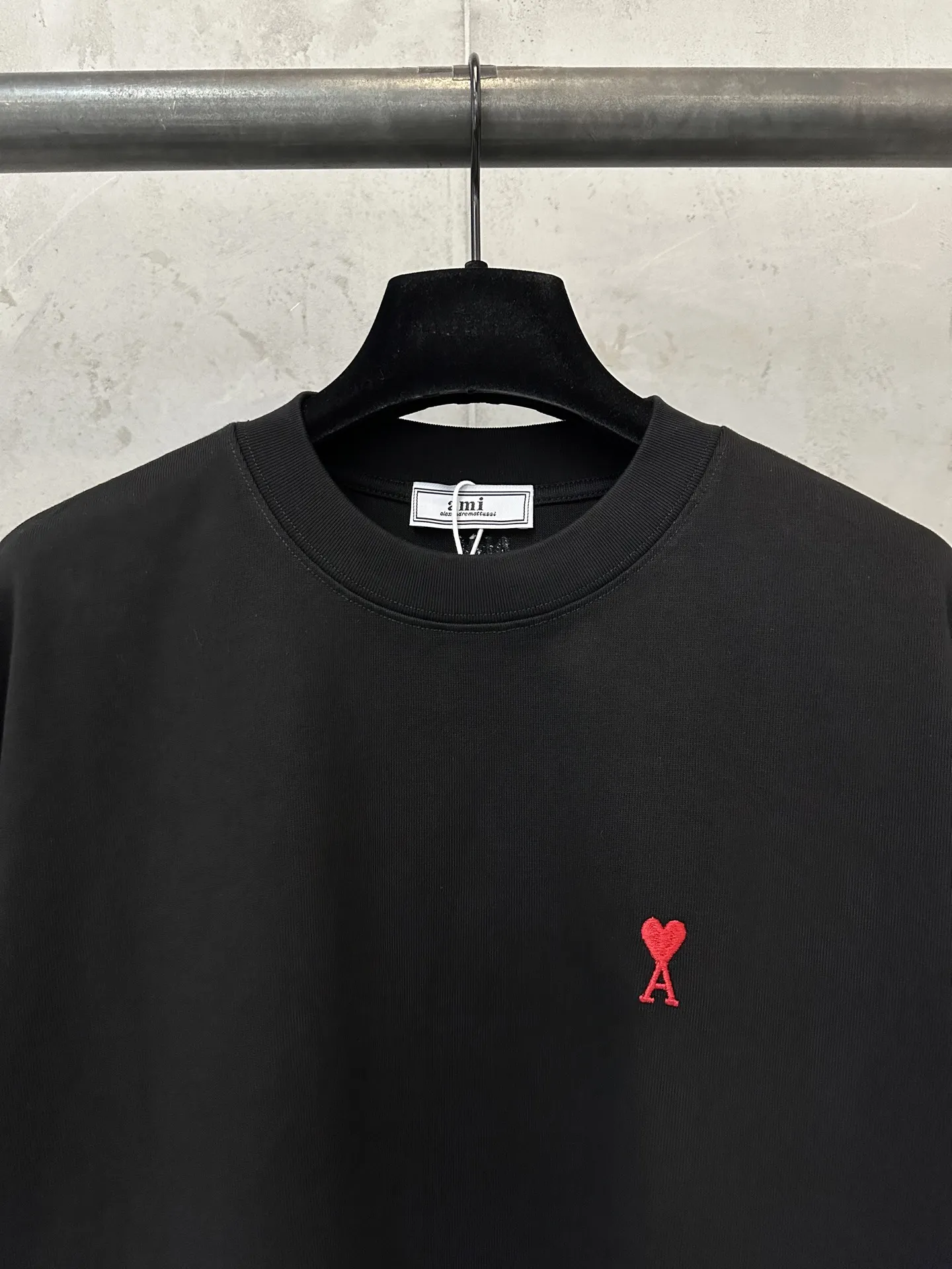 Ami de Coeur Embroidered Heavyweight T-Shirt D21020197 — view 5