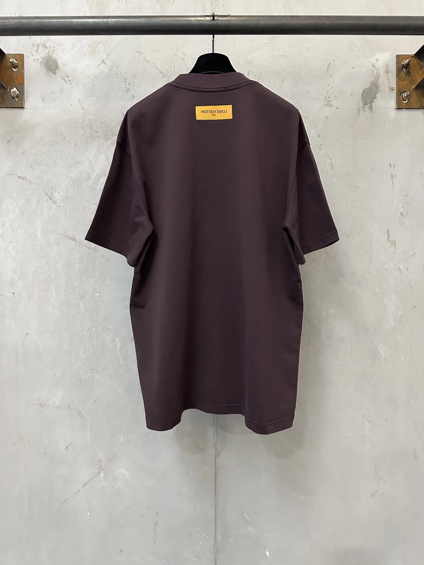Embossed Logo Heavyweight Cotton T-Shirt D21021788 — view 2
