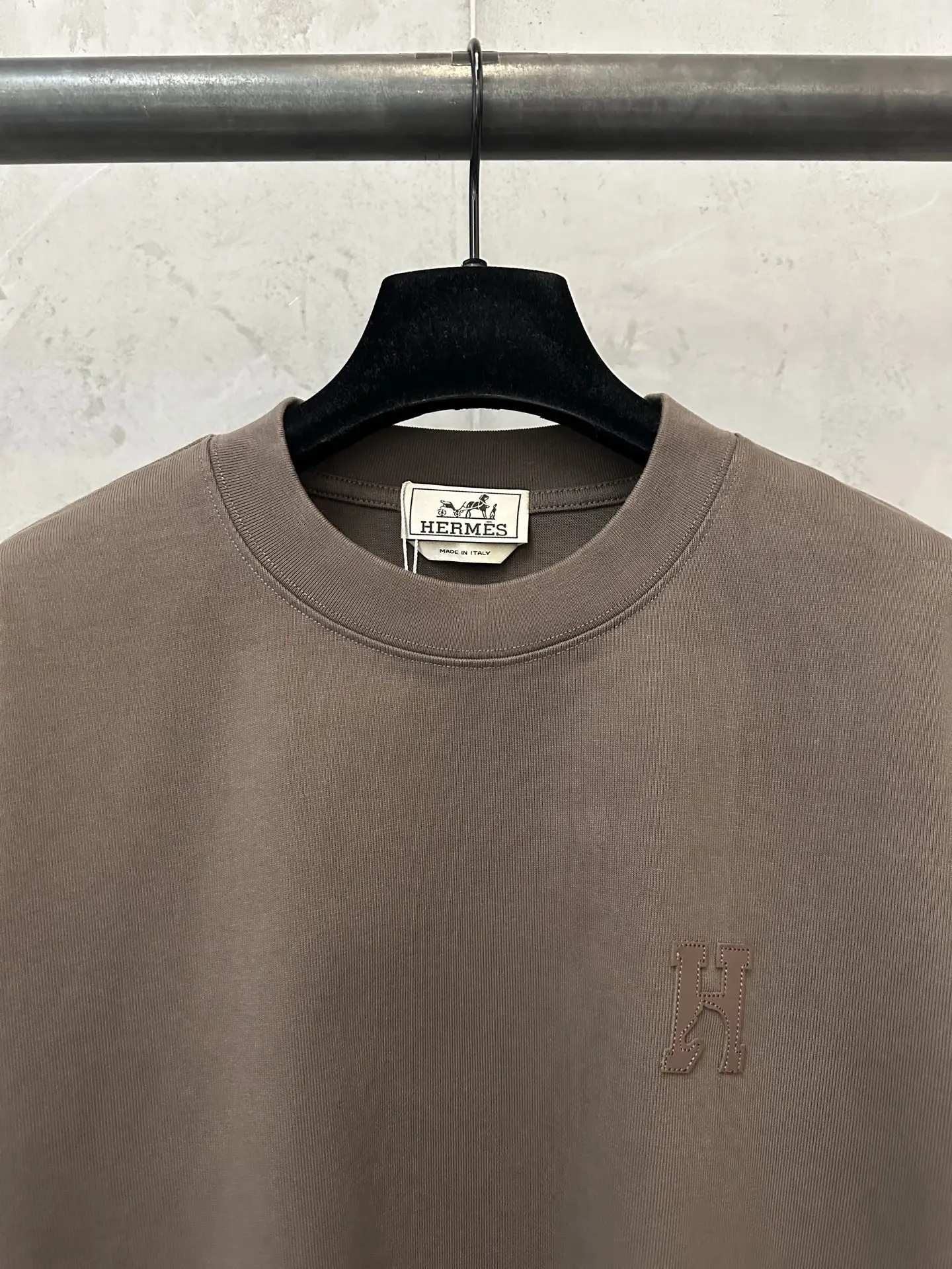 Heavyweight Cotton T-Shirt with Leather Patch D21021806 — view 5