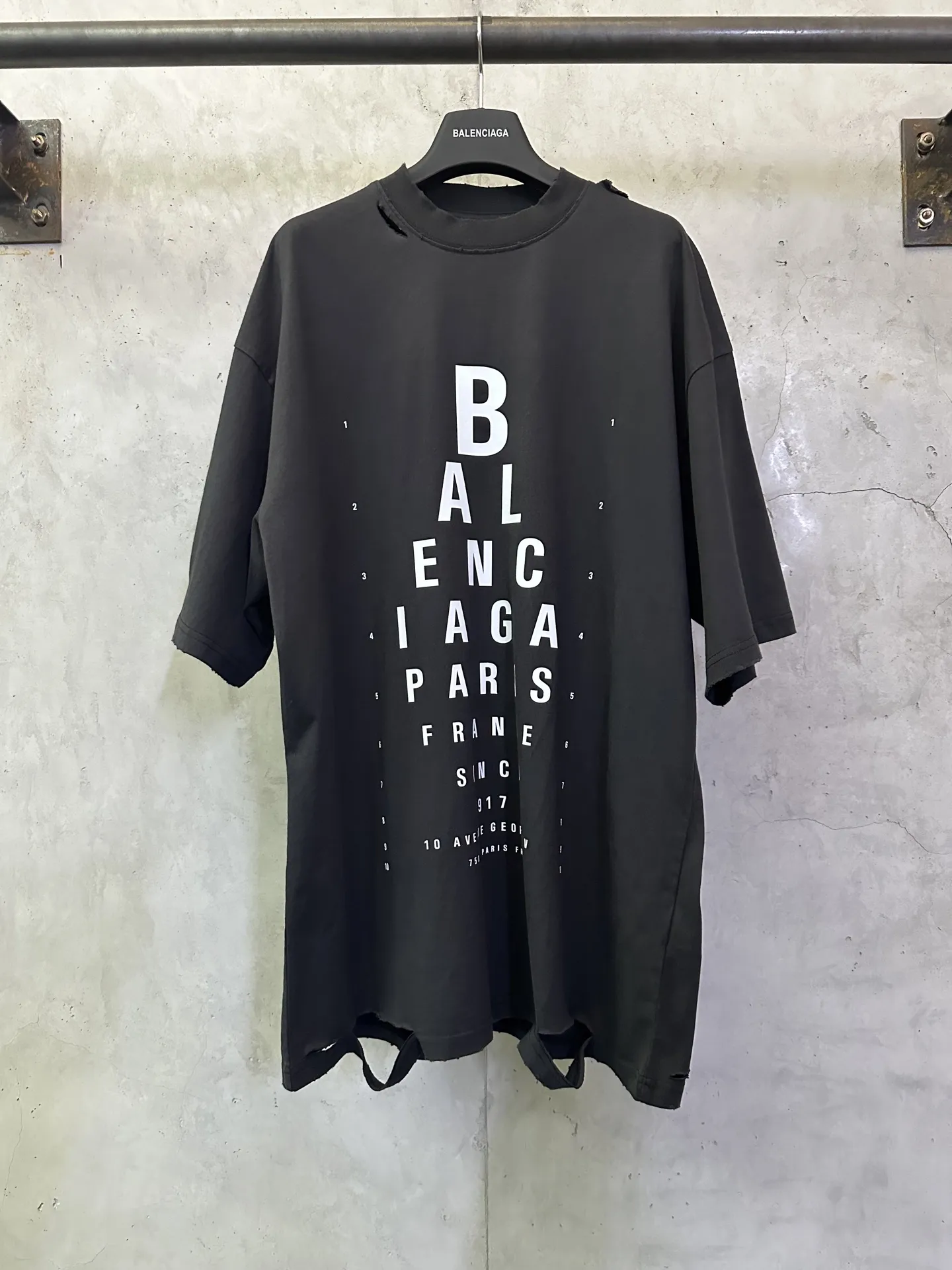 Eye Chart Distressed Oversized T-Shirt D21512829