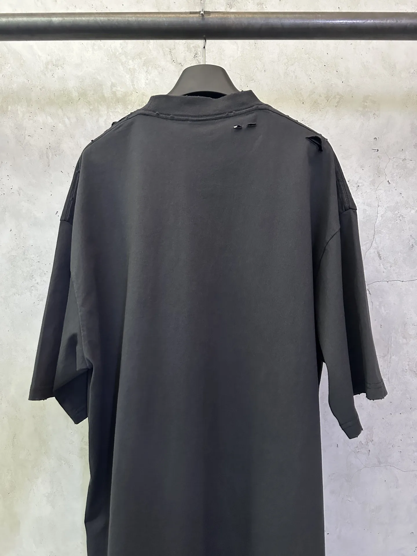 Eye Chart Distressed Oversized T-Shirt D21512829 — view 5
