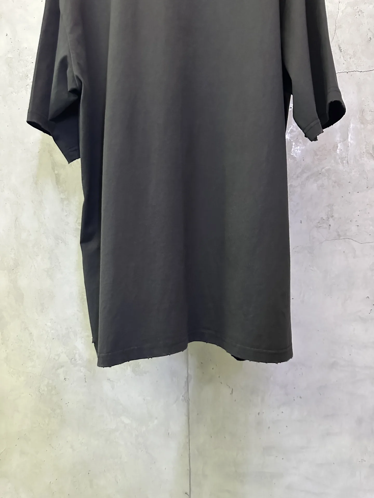 Eye Chart Distressed Oversized T-Shirt D21512829 — view 6
