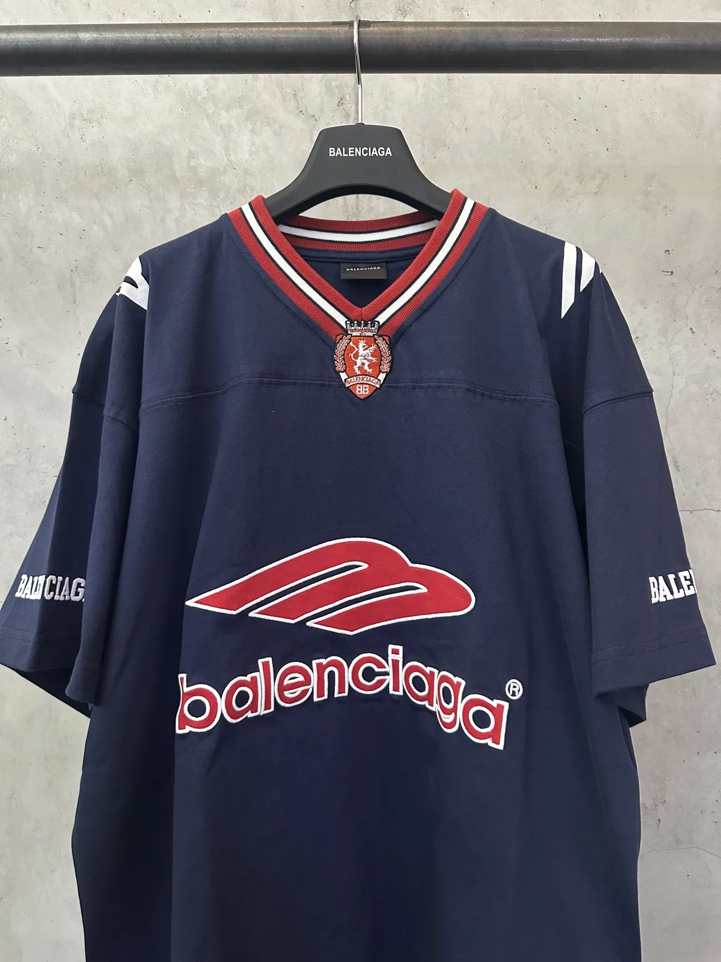 Football Series Embroidered Oversized T-Shirt D21511971 — view 3