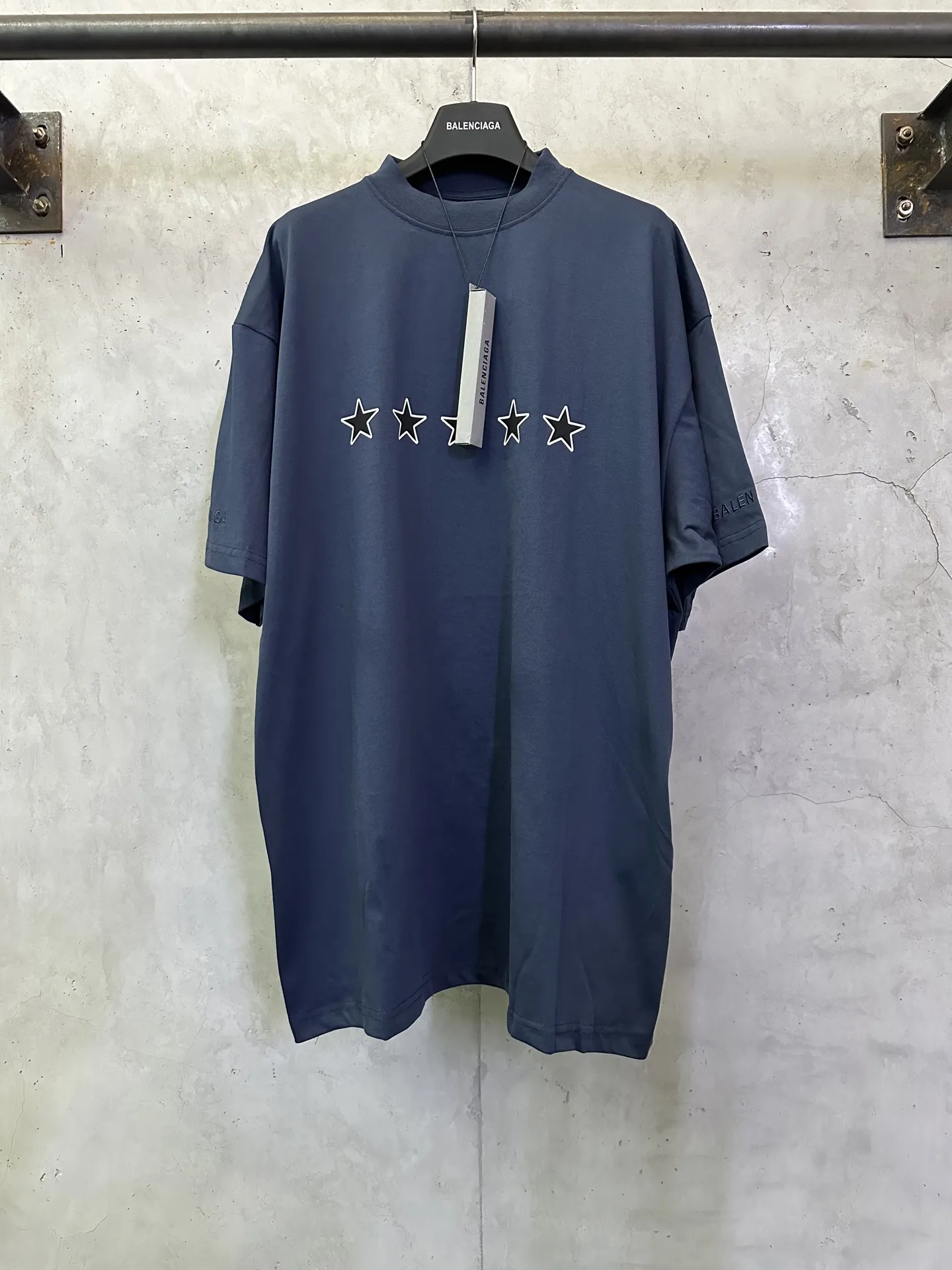 Star Embroidered Oversized T-Shirt D22011902