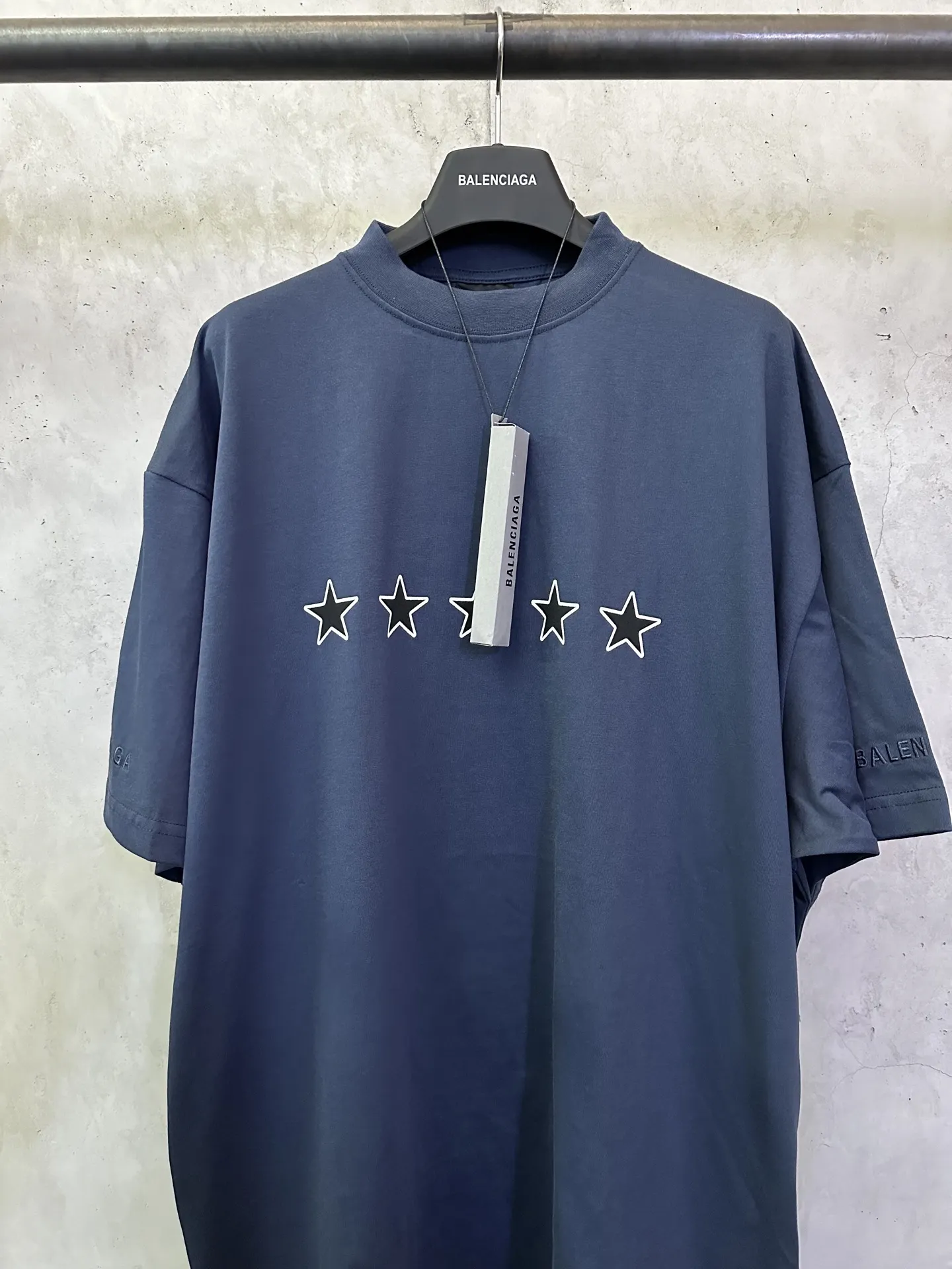 Star Embroidered Oversized T-Shirt D22011902 — view 3